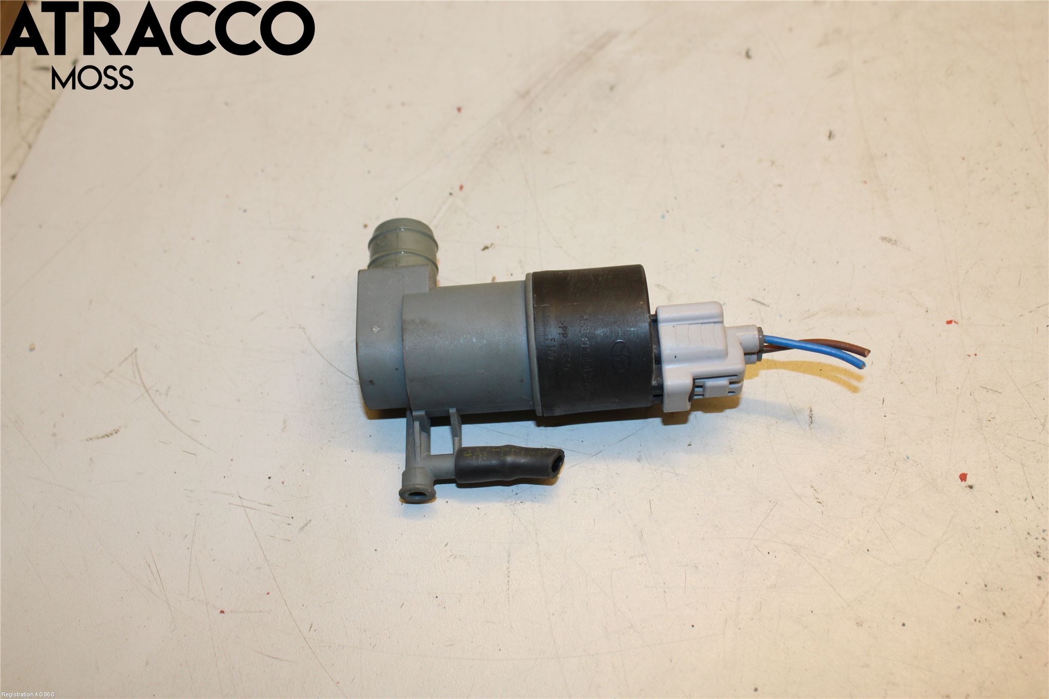 Toyota YARIS XP130 12-14 Spylerpumpe Frontrute