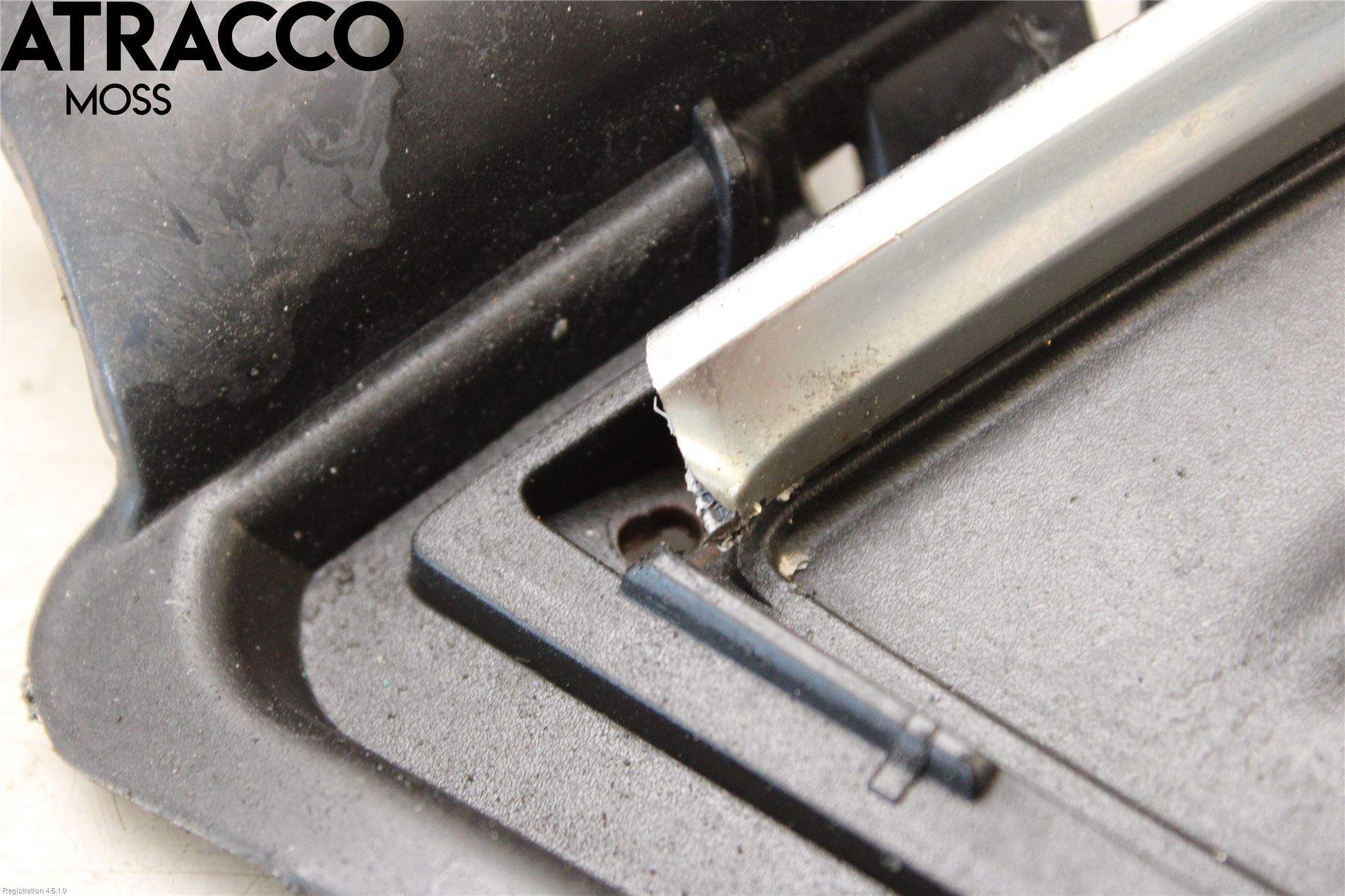 Mitsubishi OUTLANDER 13-21 Grill-Gitter