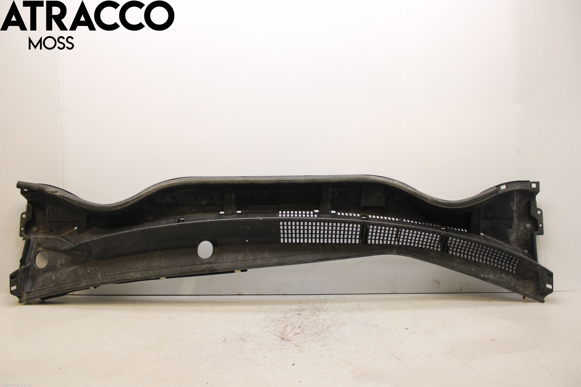 Toyota AURIS 13-19 Visker Deksel-Grill-Under Frr