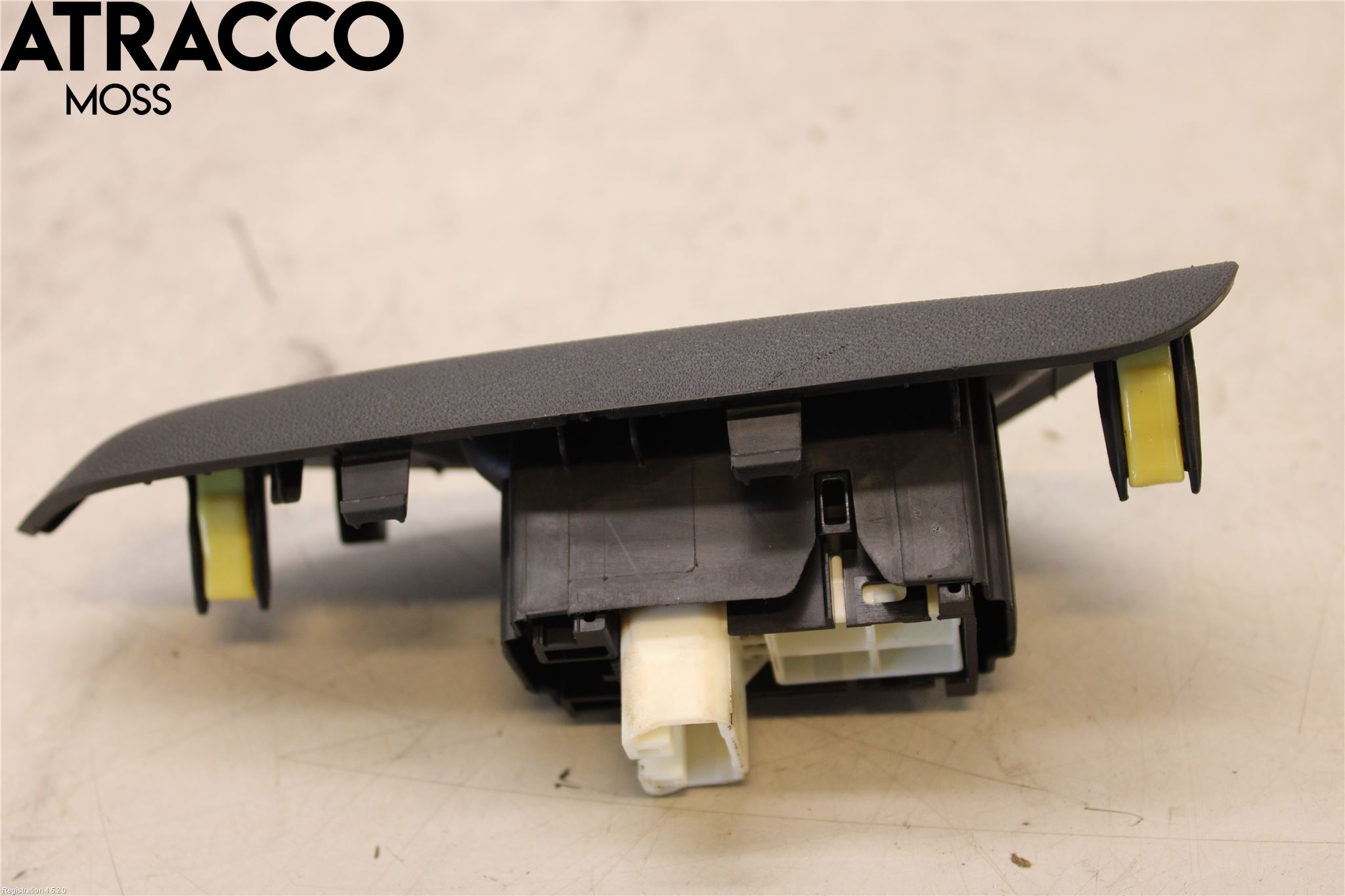 Peugeot 108 15-22 Bryter Vindusheis