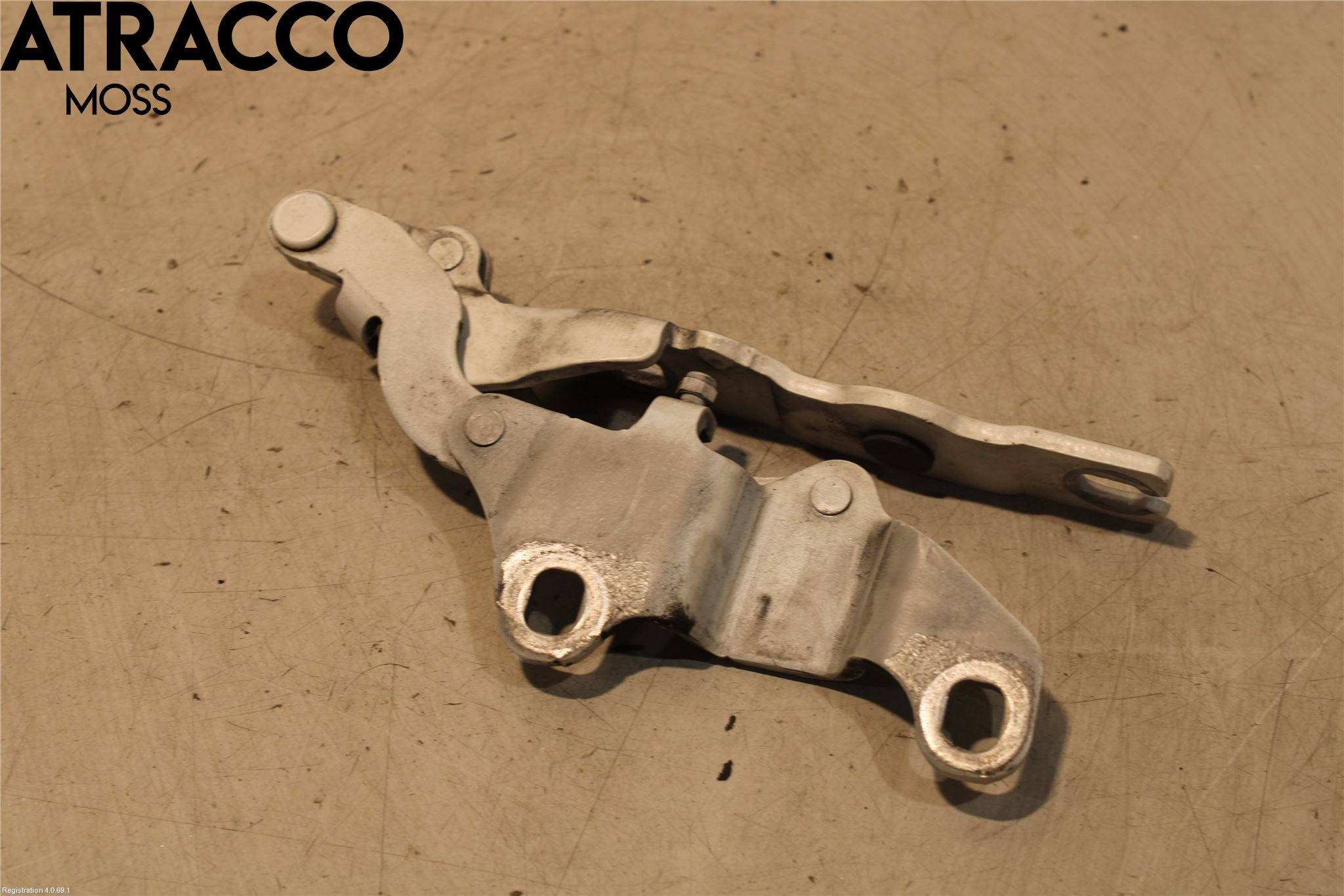 BMW 1 E87/81 5D/3D 03-11 Panser Hengsel - Hengsler