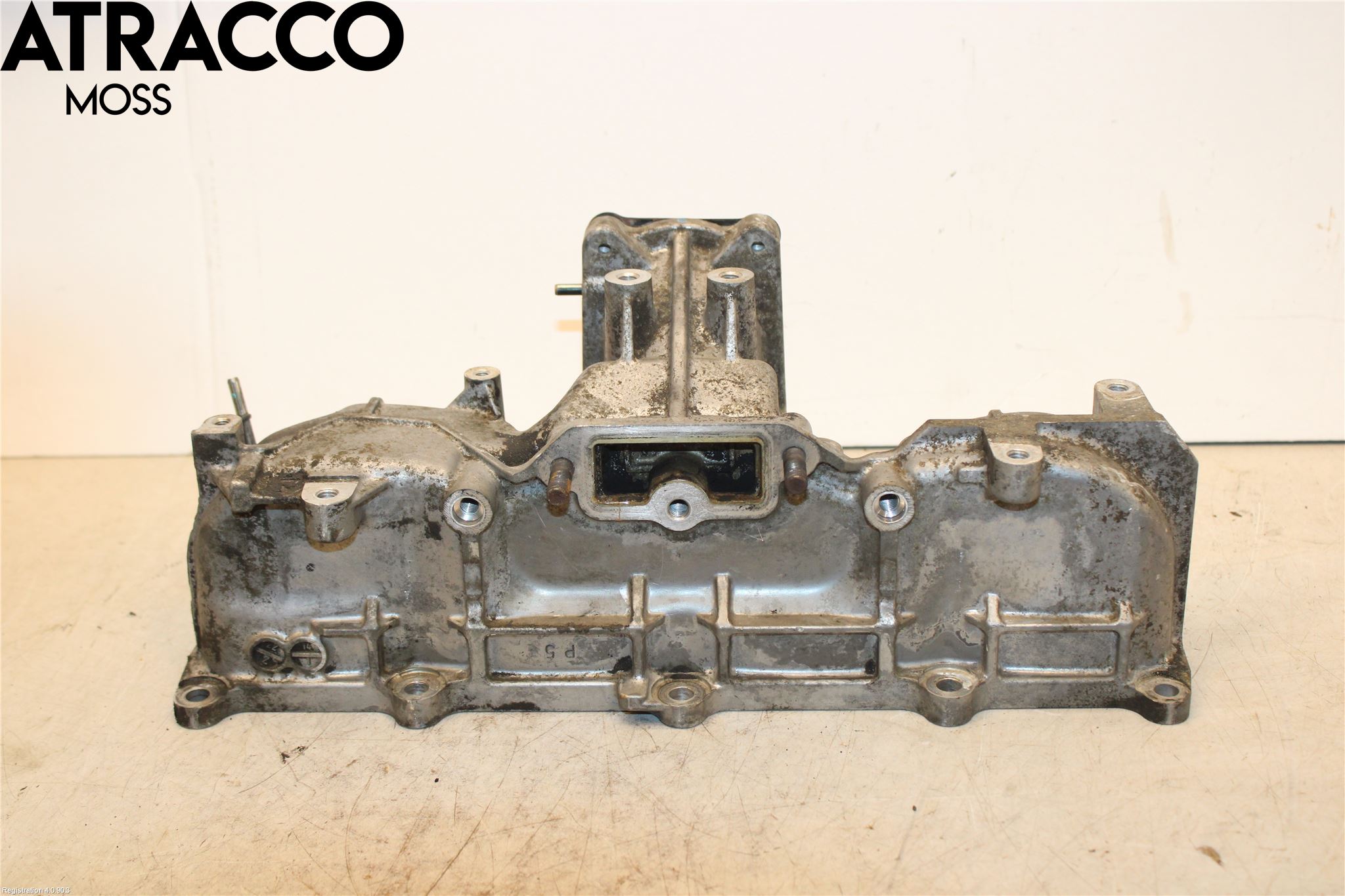 Toyota AVENSIS 09-15 Innsugningsmanifold