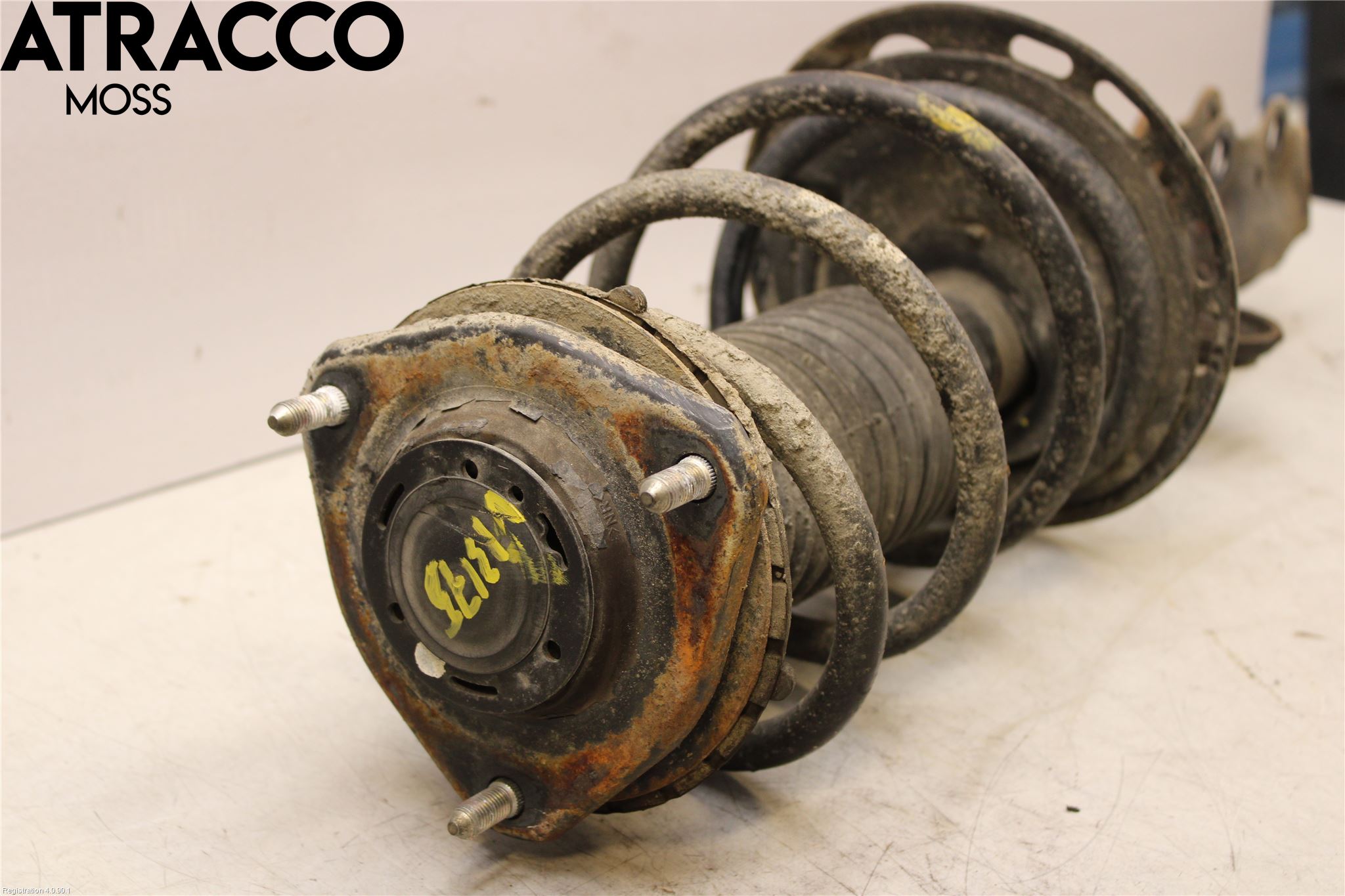 Toyota RAV4 13-18 Fjærbein Foran Venstre