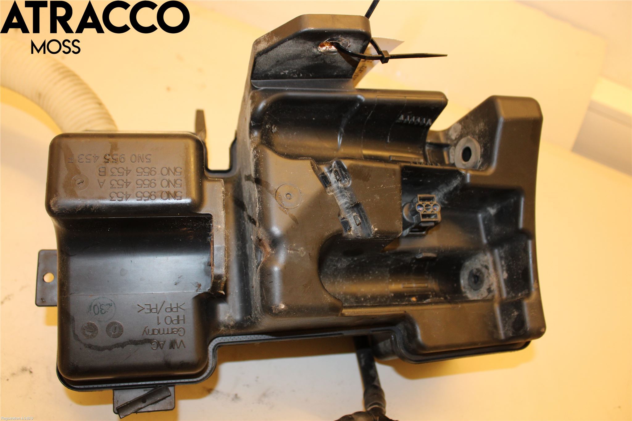 Volkswagen VW TIGUAN 07-16 Spylerbeholder Frontrute-Lykte