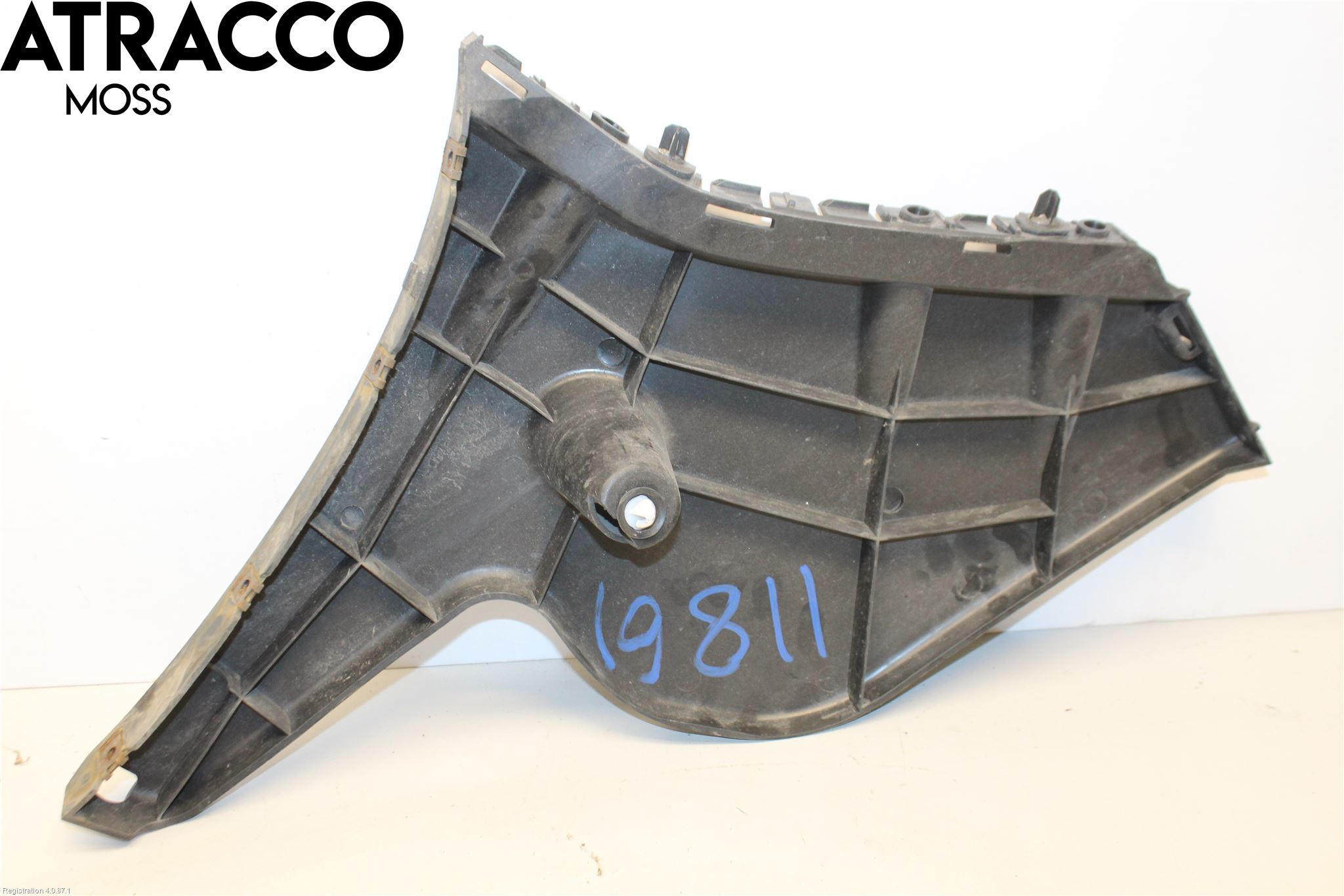 Volvo V60 11-13 Støtfangerfeste Bak Høyre