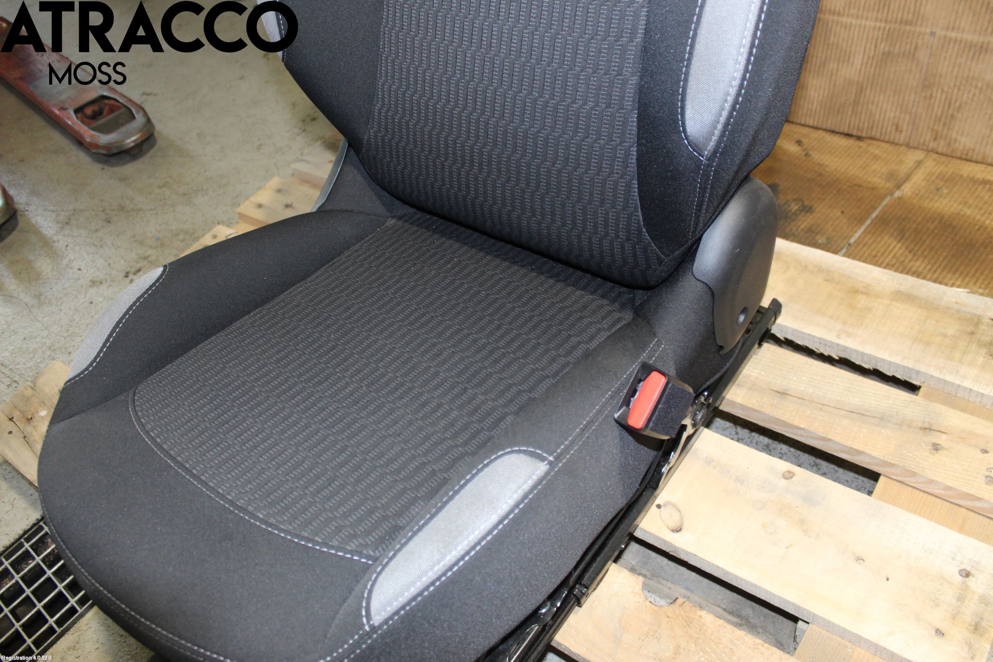 Peugeot 208 12-15 Innr Sete Foran Høyre