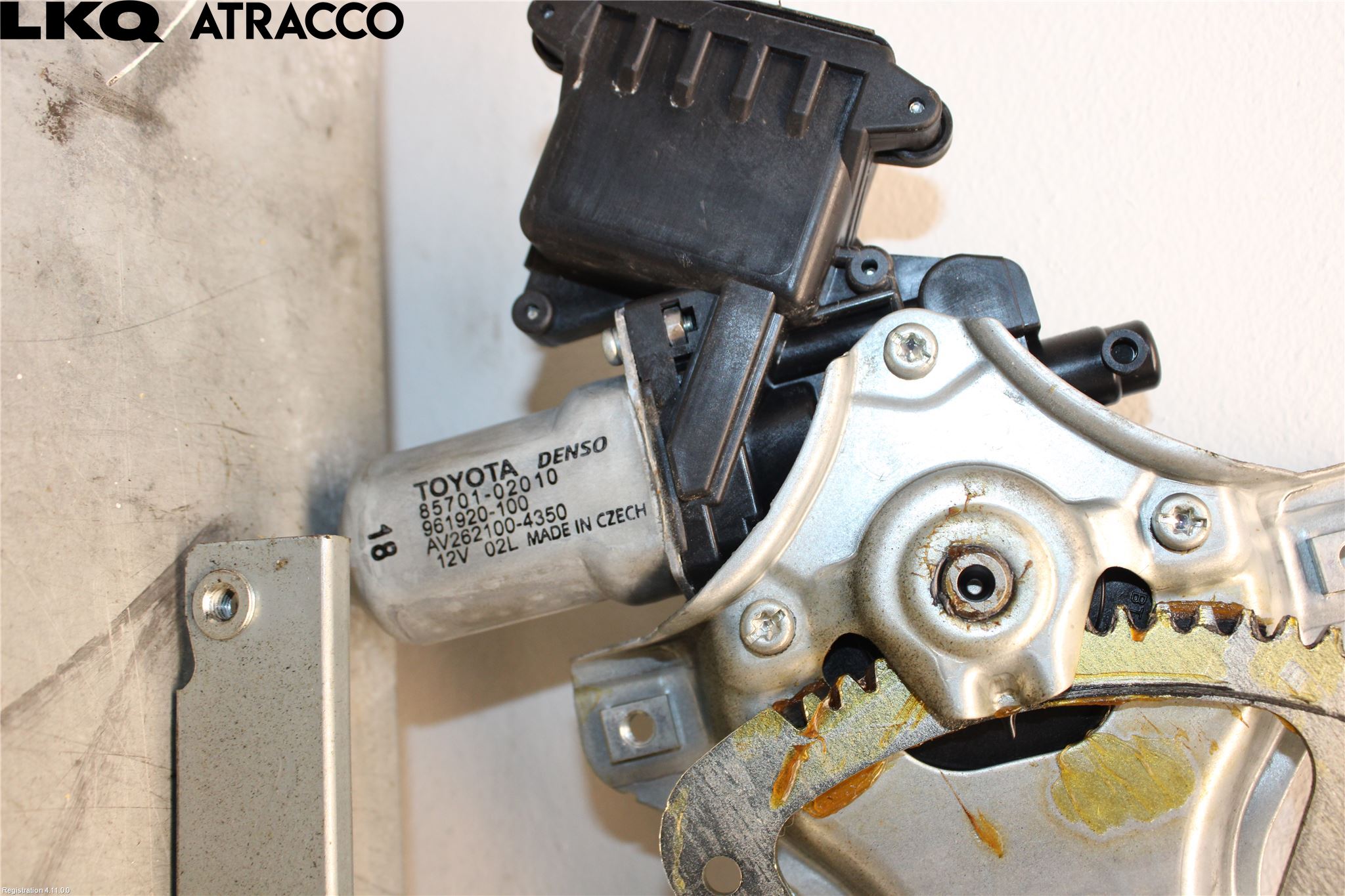 Toyota AVENSIS 09-15 Vindusheissett