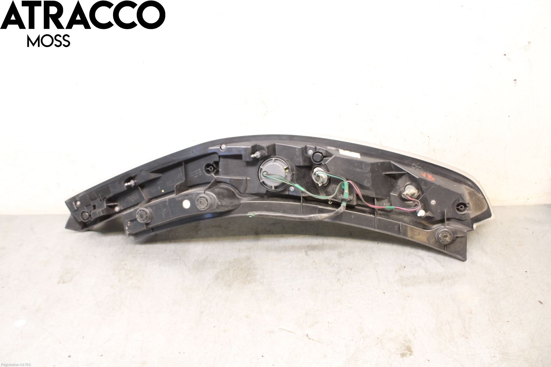 Nissan LEAF 11-17 Baklykt Venstre