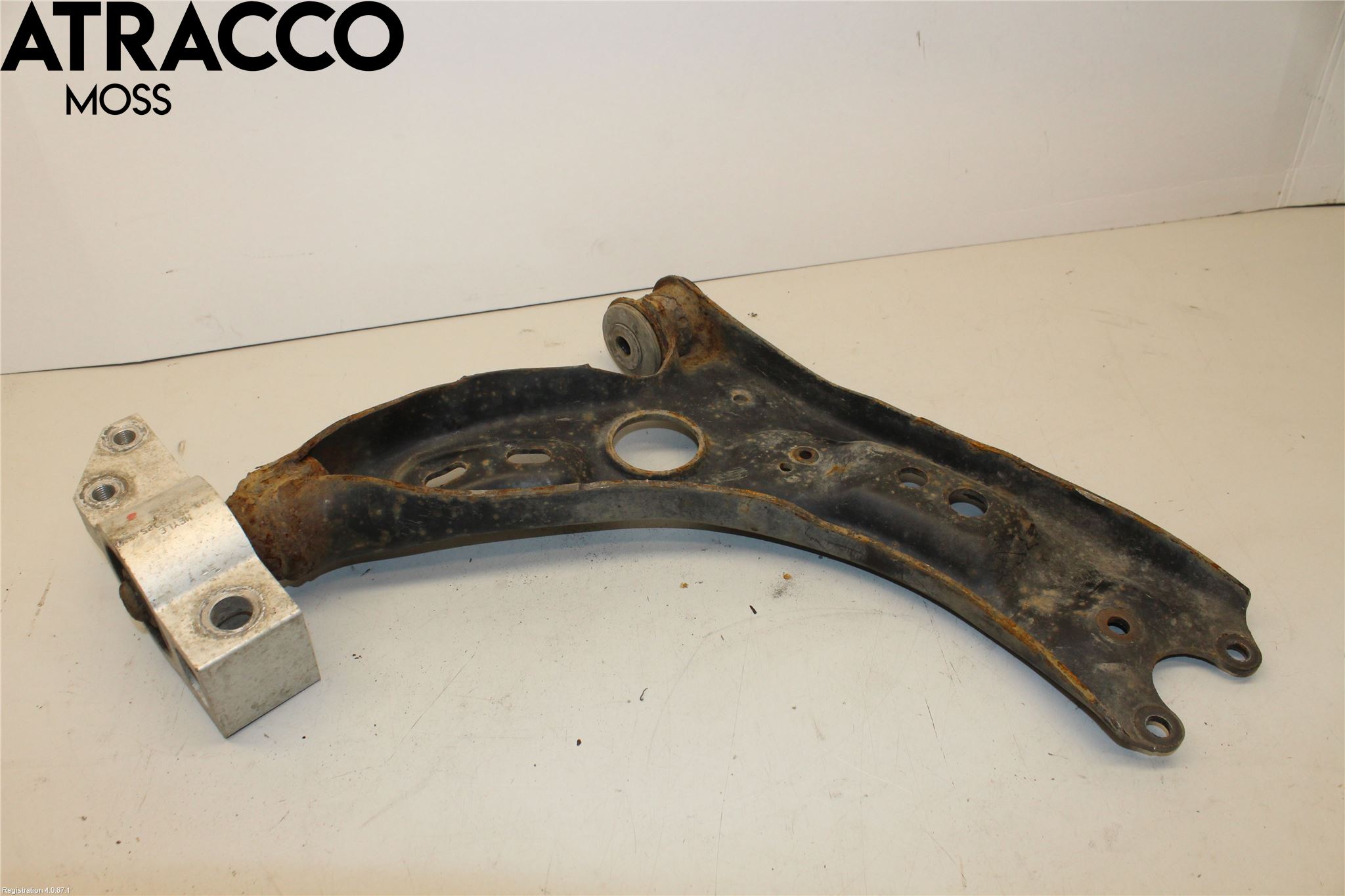 Volkswagen VW TOURAN 10-15 Bærearm Foran Venstre Nedre