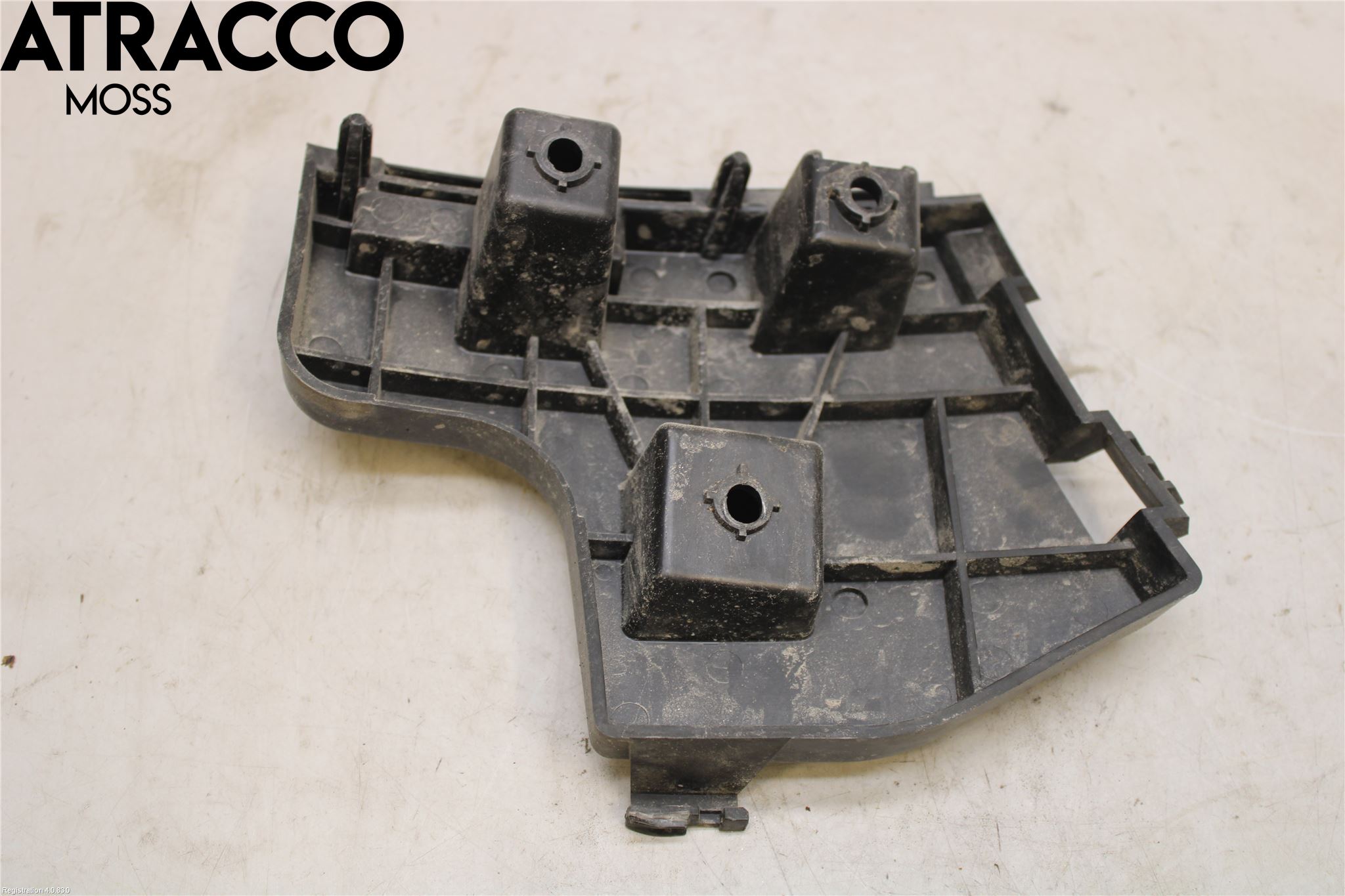 Volvo V60 11-13 Støtfanger Bak Feste