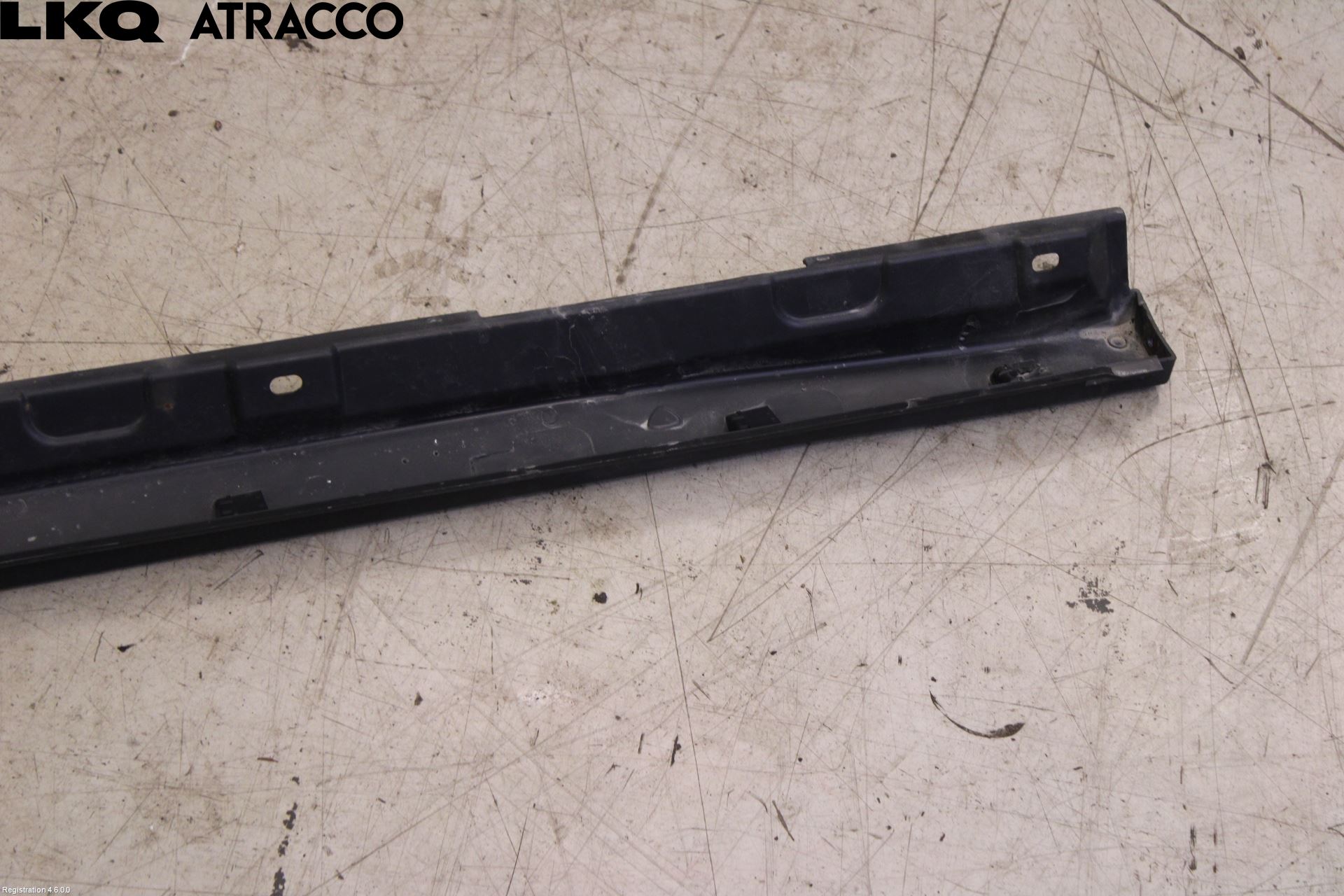 Volkswagen VW T-ROC 18- Kanalskjørt Venstre