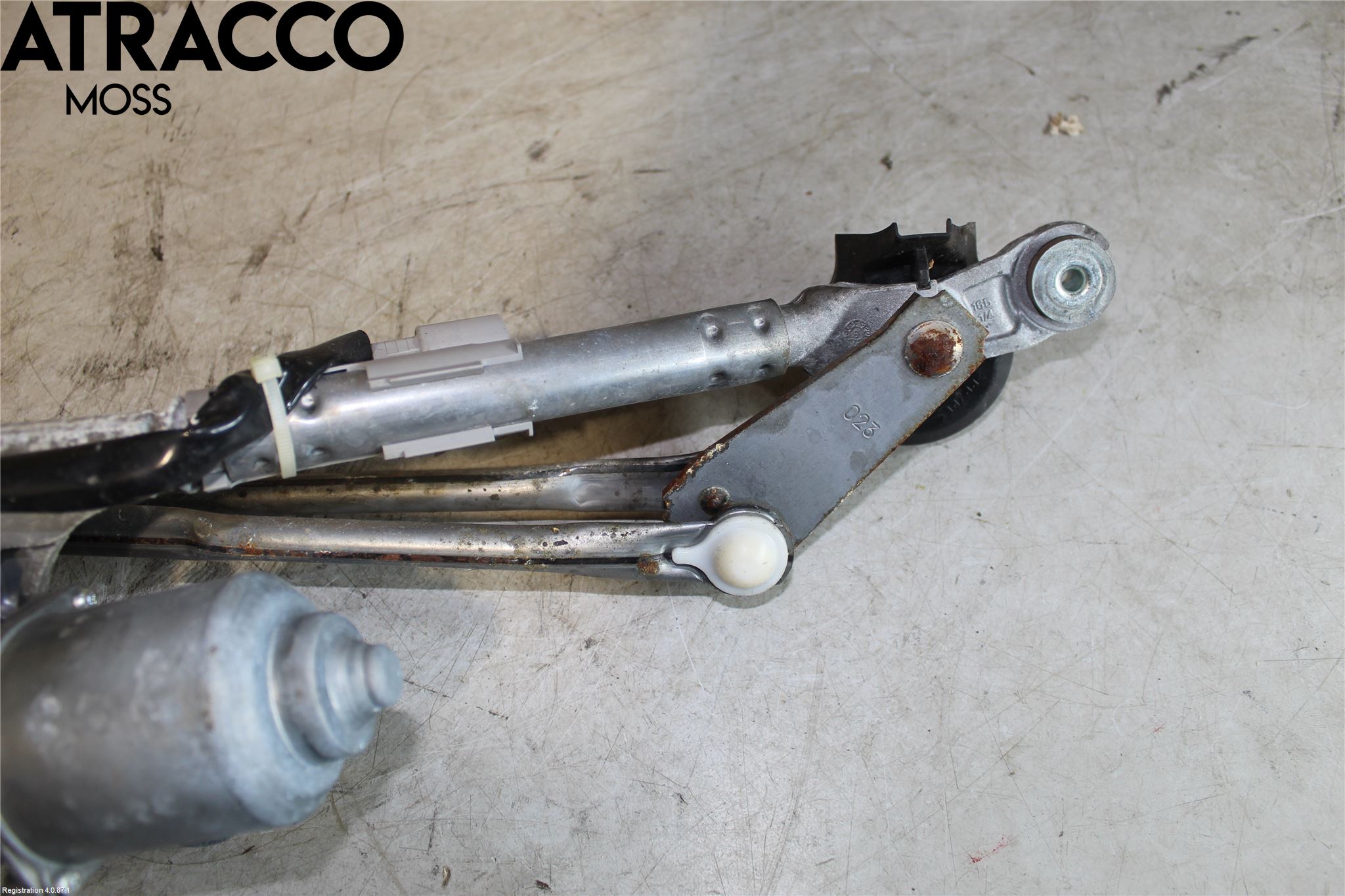 Toyota AURIS 10-12 Viskermotor Frontrute