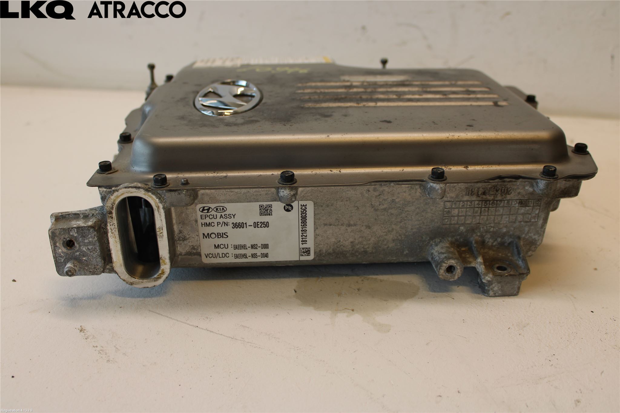 Hyundai IONIQ AE 17-22 Inverter 12-)220V