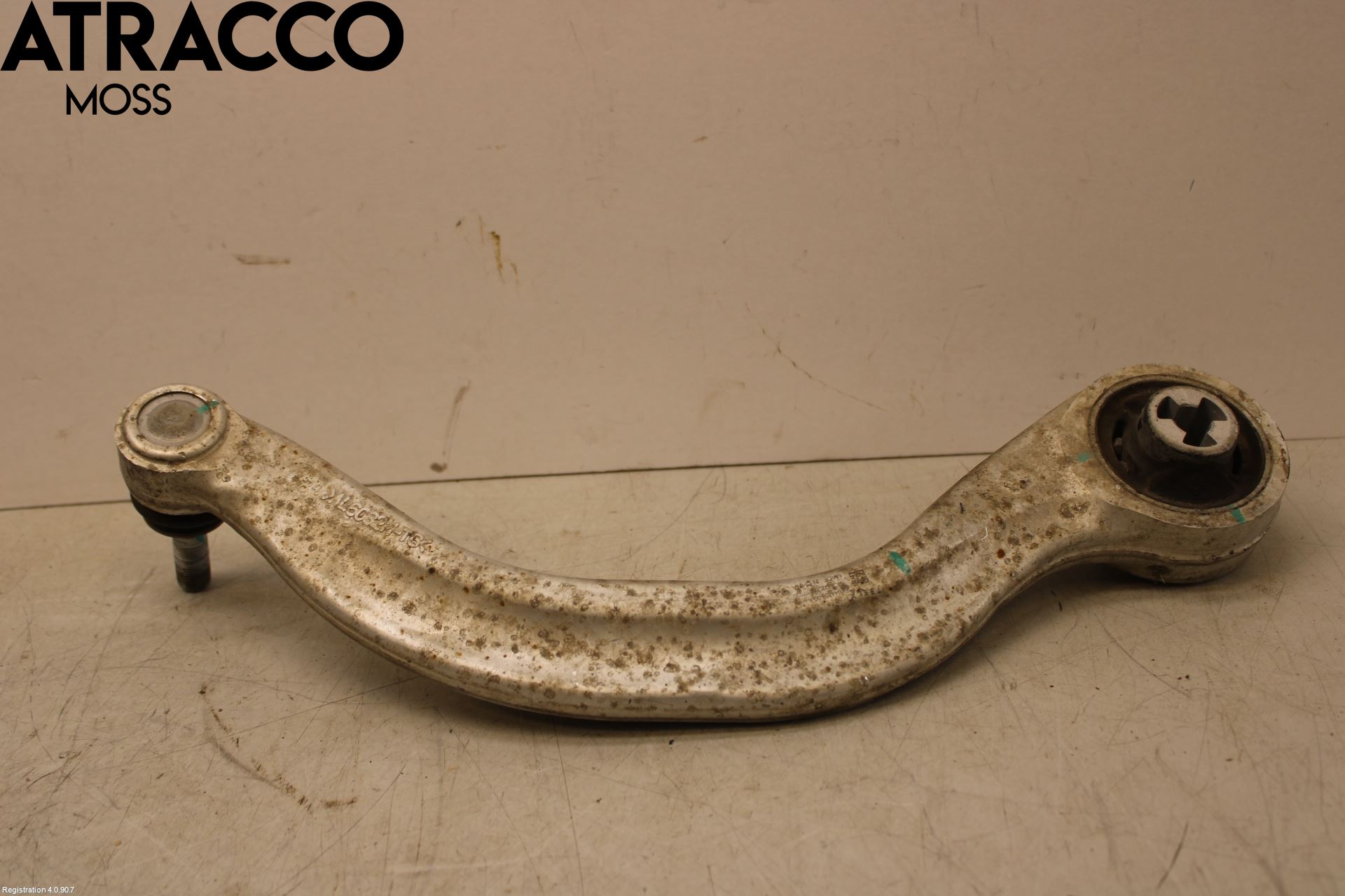 Tesla MODEL Y 21- Bærearm Foran Høyre Nedre