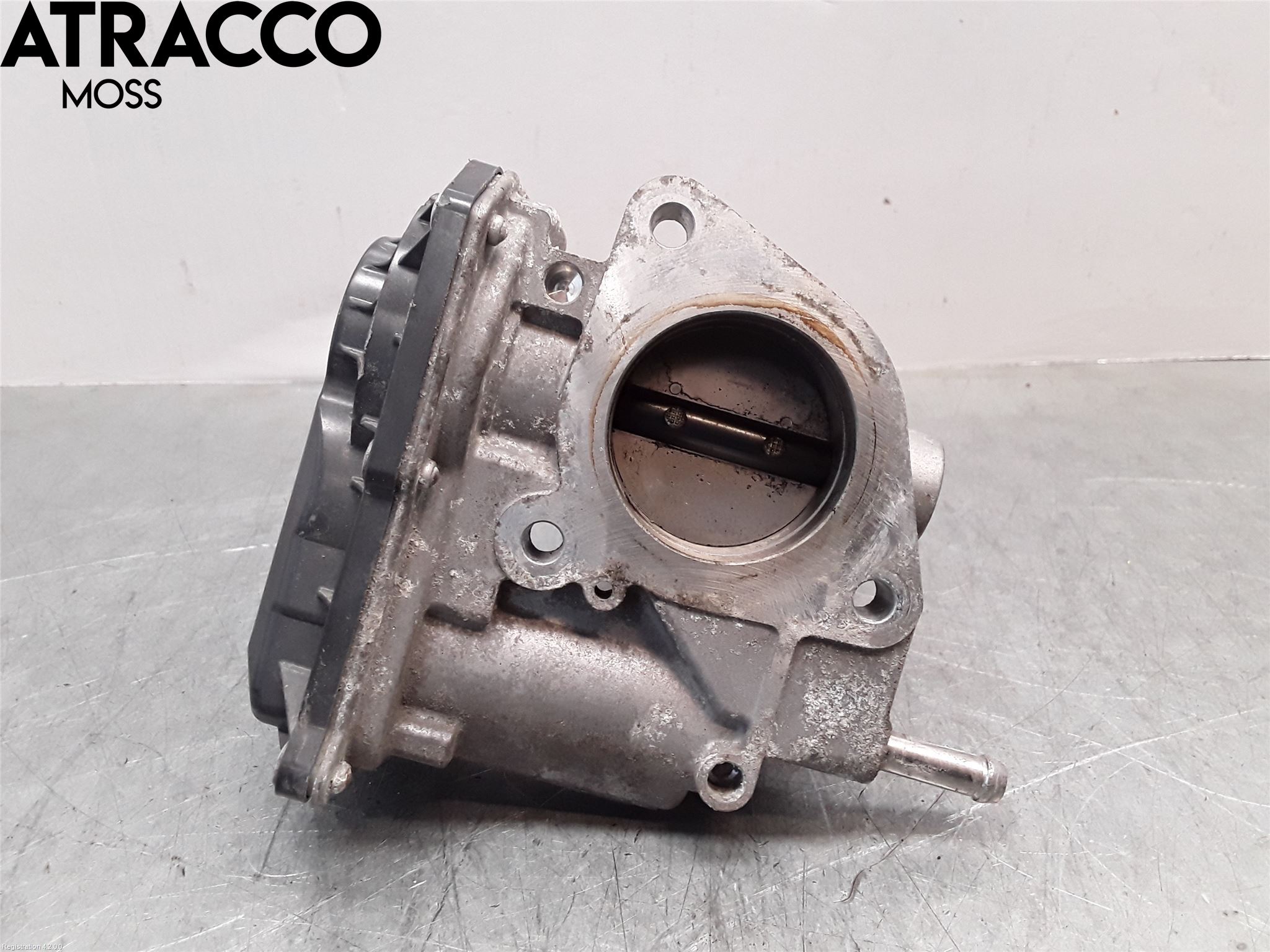 Toyota YARIS XP130 12-14 Inns Spjeldhus