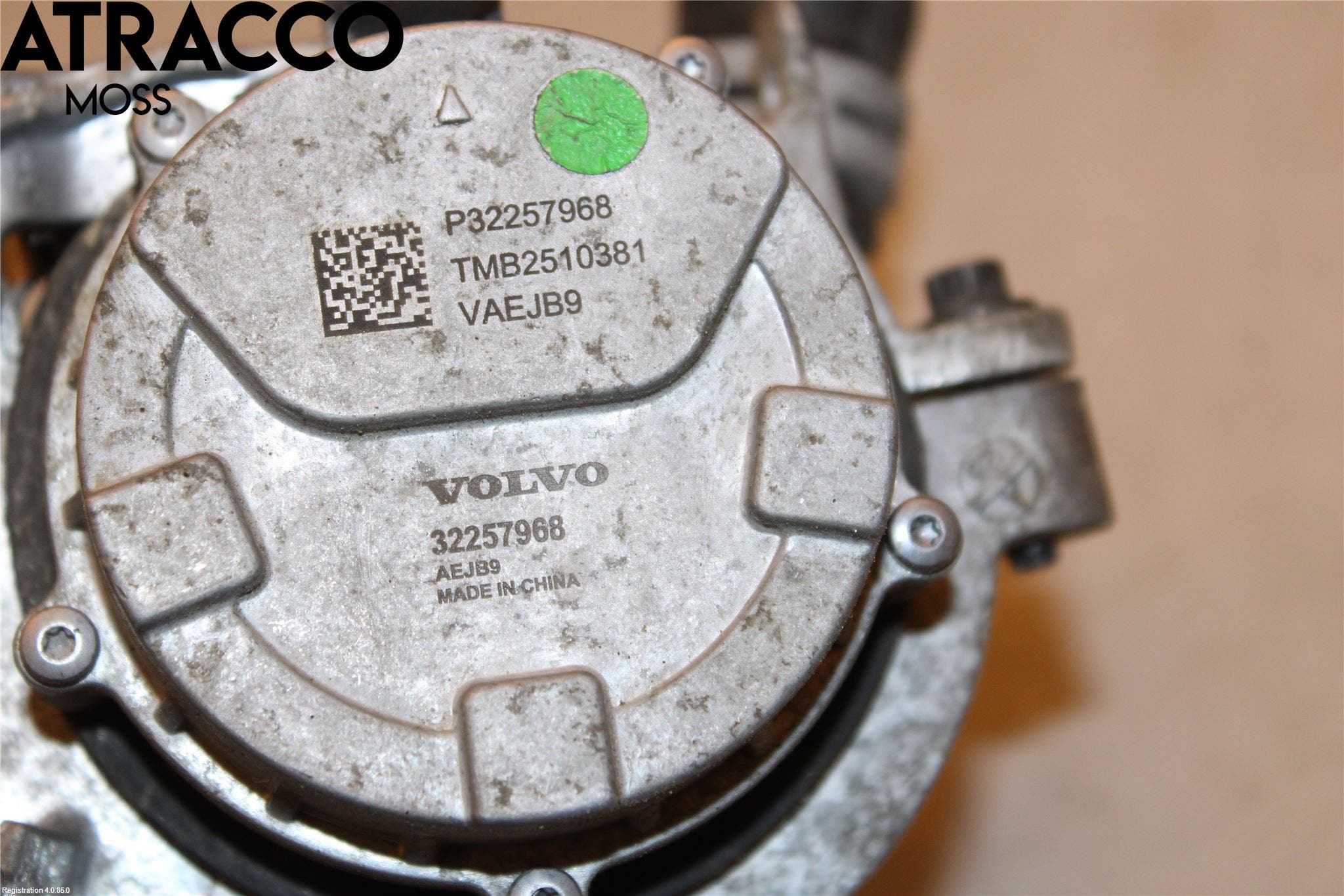 POLESTAR 2 20- Vannpumpe