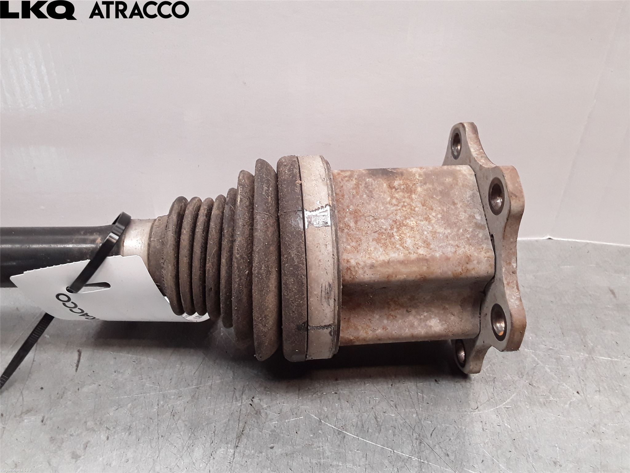 Skoda SUPERB 09-15 Drivaksel Foran Kompl Venstre