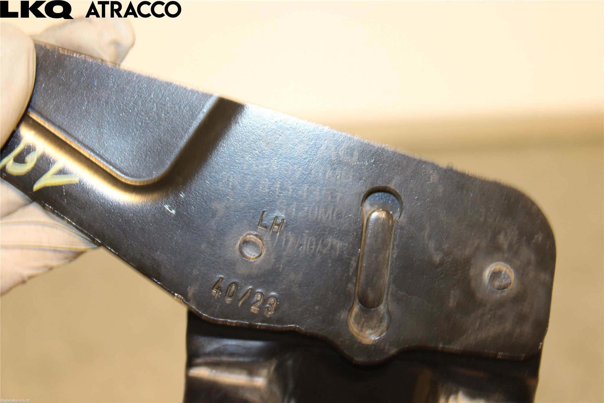 Volkswagen VW CADDY 21- Dørhengsel