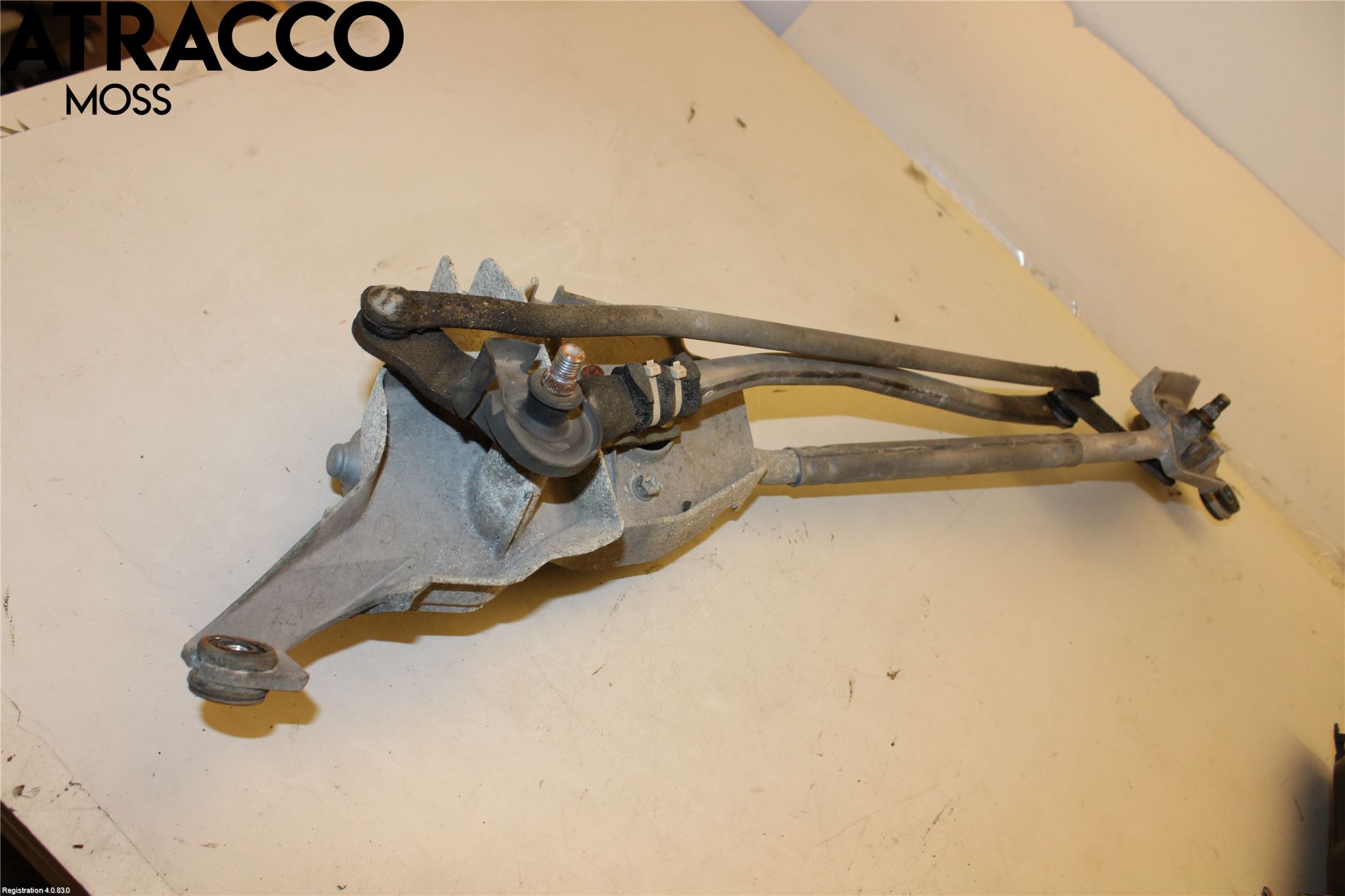 Mitsubishi OUTLANDER 07-12 Viskermotor Frontrute