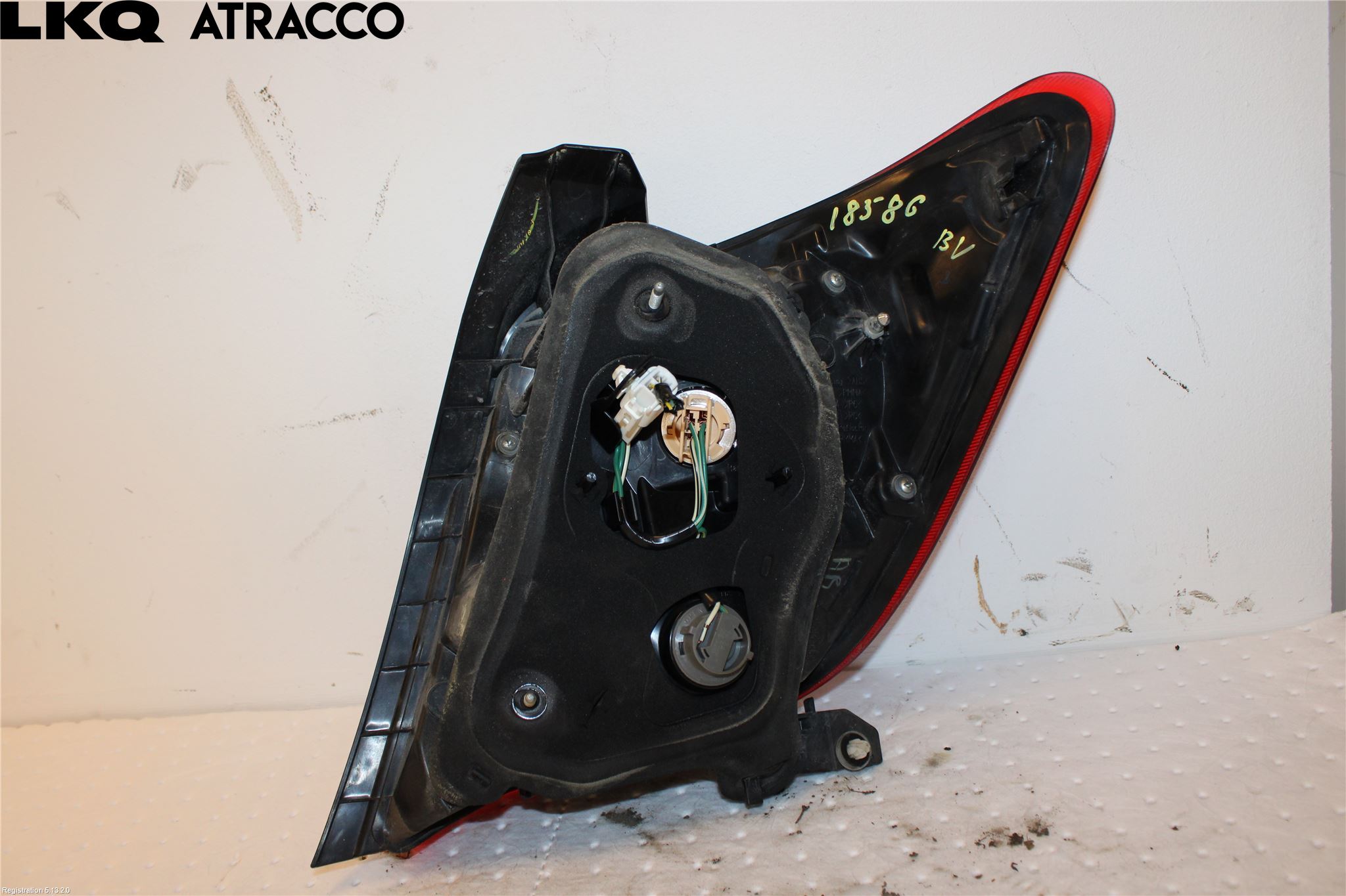 Toyota YARIS XP130 12-14 Baklykt Venstre