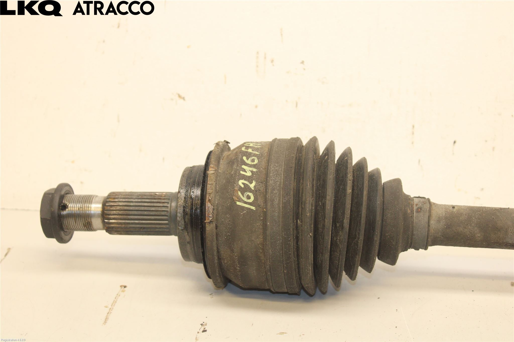 Toyota LANDCRUISER J150 10-23 Drivaksel Foran Kompl Høyre