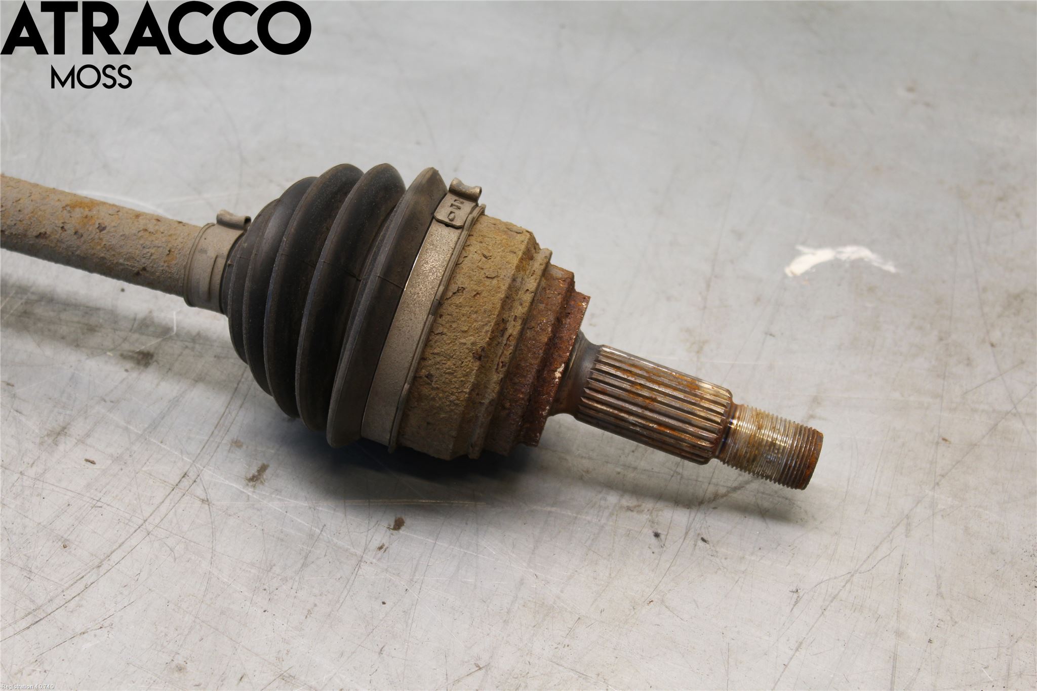 Ford FIESTA 13-17 Drivaksel Foran Kompl Høyre