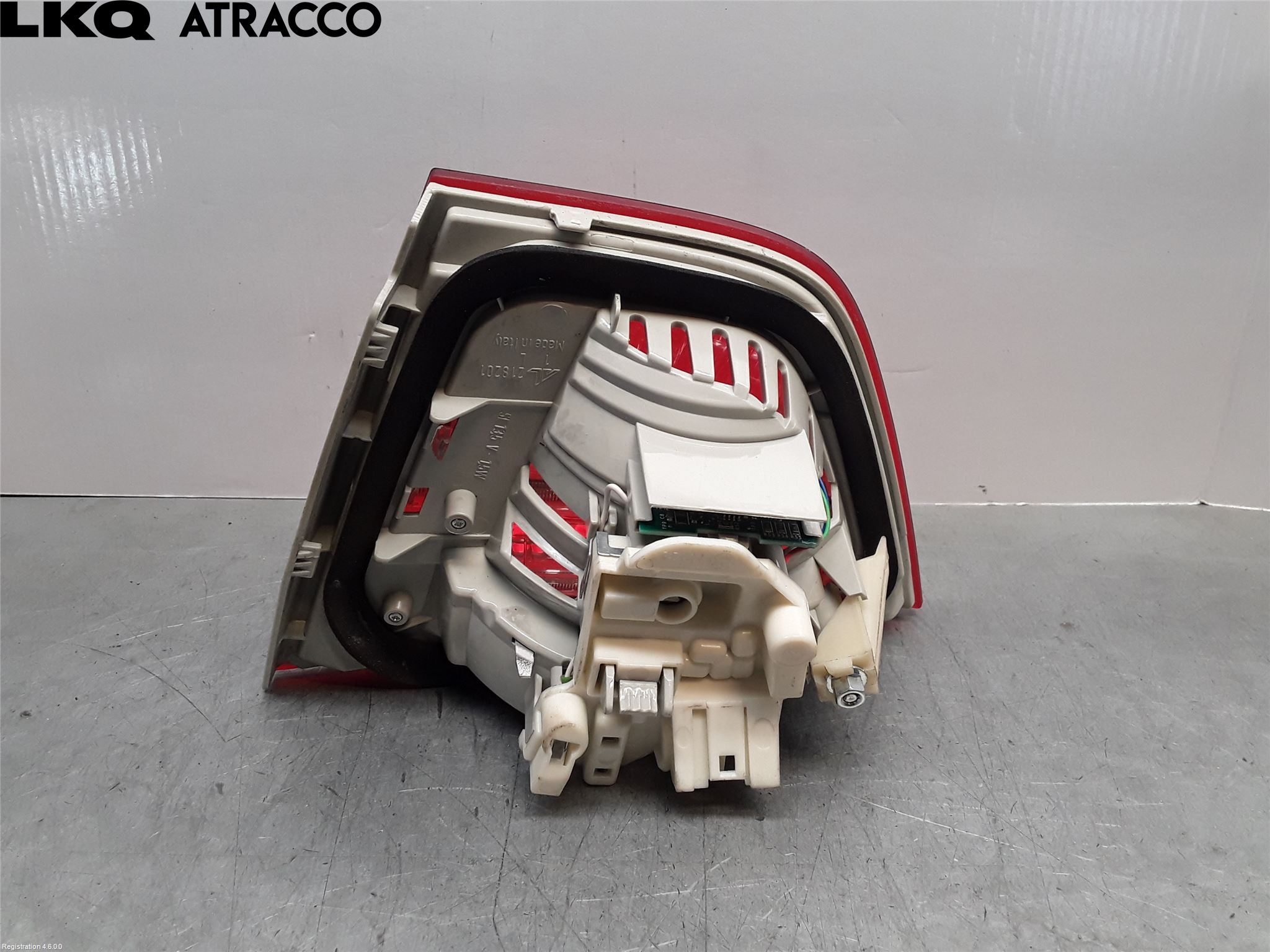 BMW 3 E90/91 SED/TOU 05-12 Baklykt Venstre  På Luke(Indre