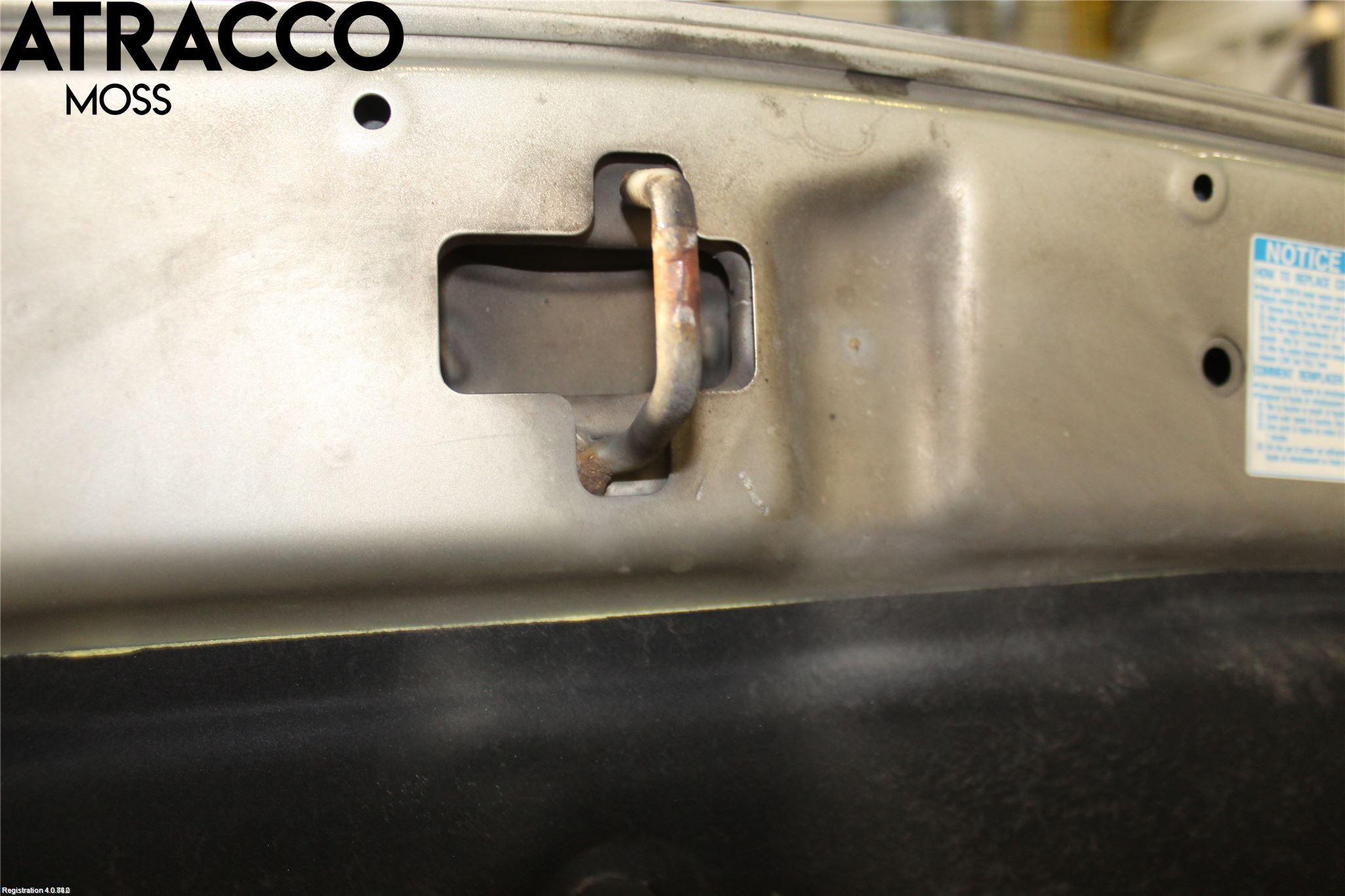 Toyota AVENSIS 03-06 Panser