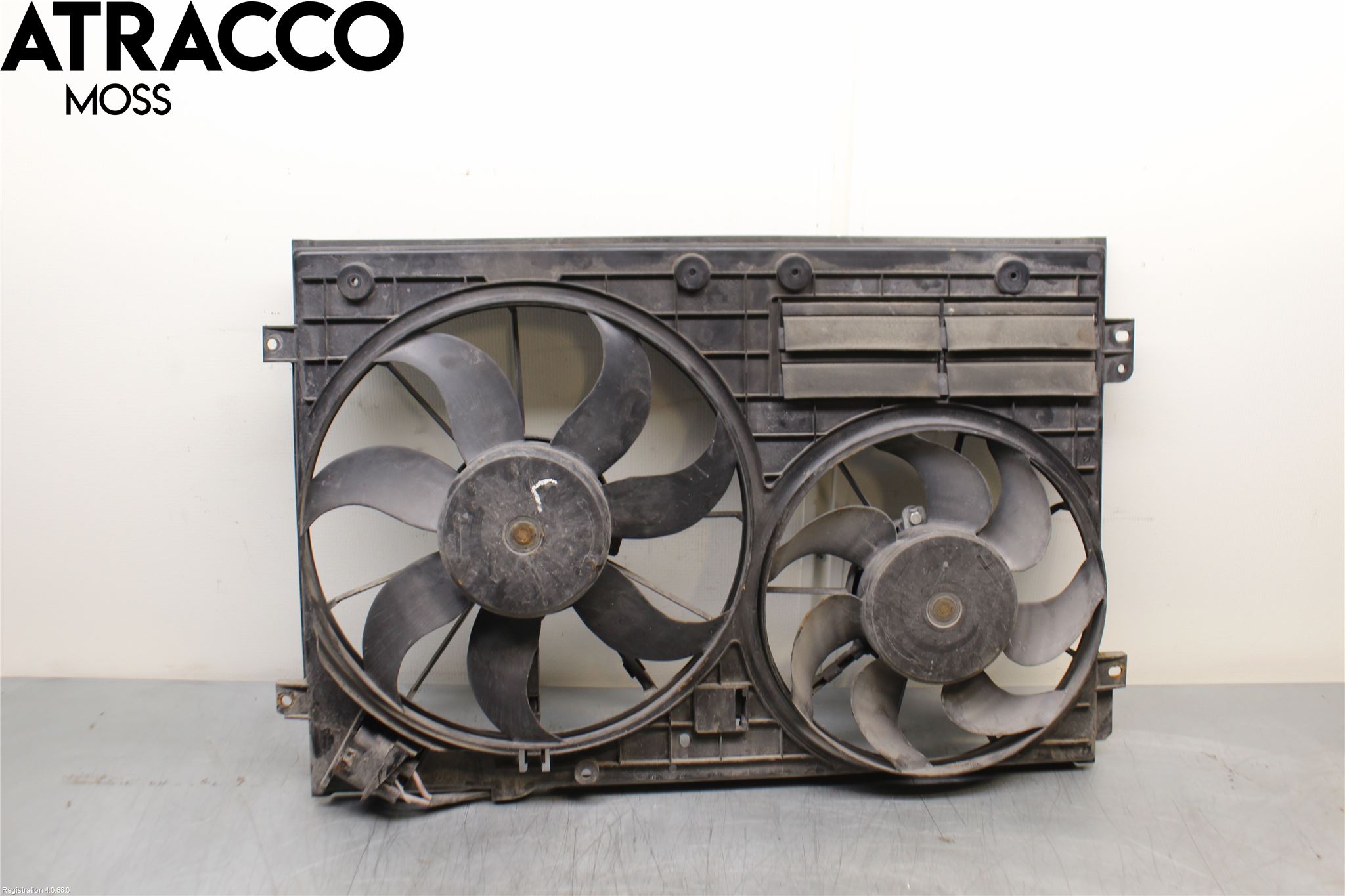 Volkswagen VW TOURAN 10-15 Kjølevifte Elektrisk