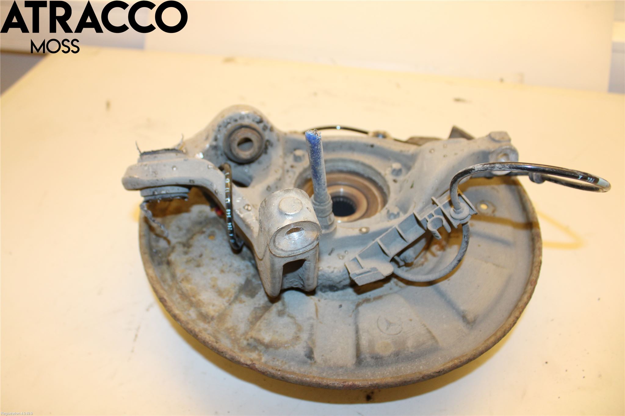 Mercedes-Benz MB GLK-KLASS (X204) 08-16 Spindel Vb