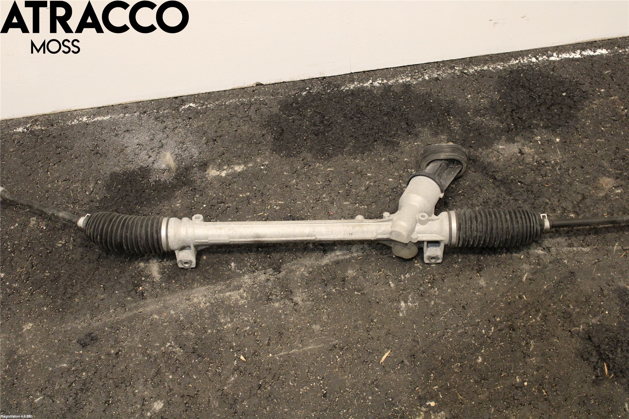 Skoda FABIA 15-21 Servo Snekke - Tannstang