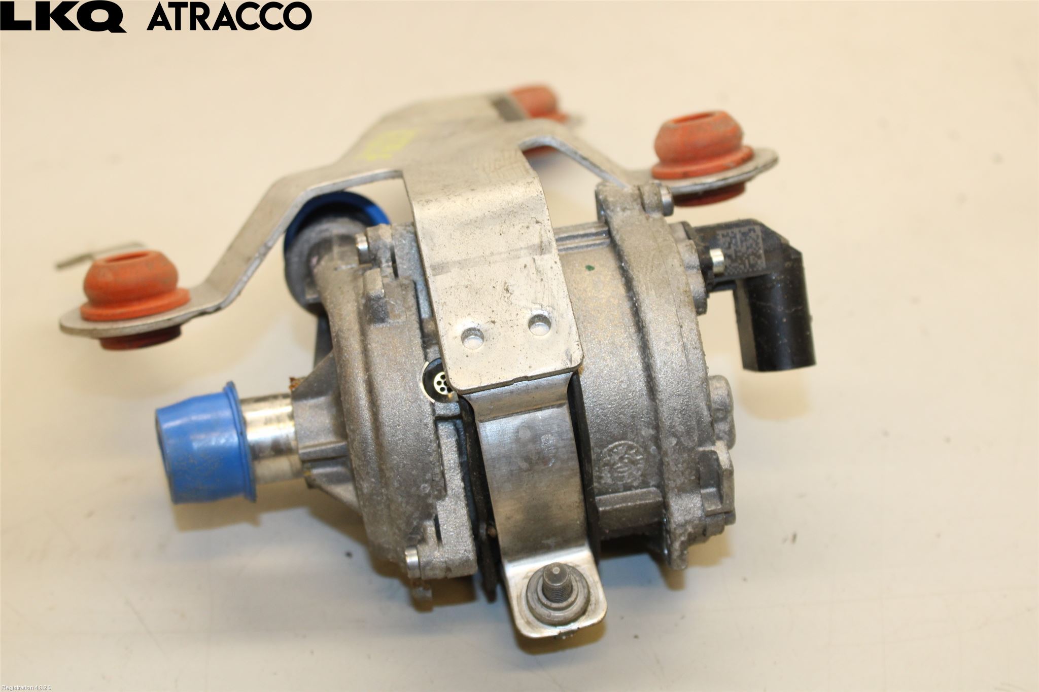 Porsche TAYCAN 20- Vannpumpe