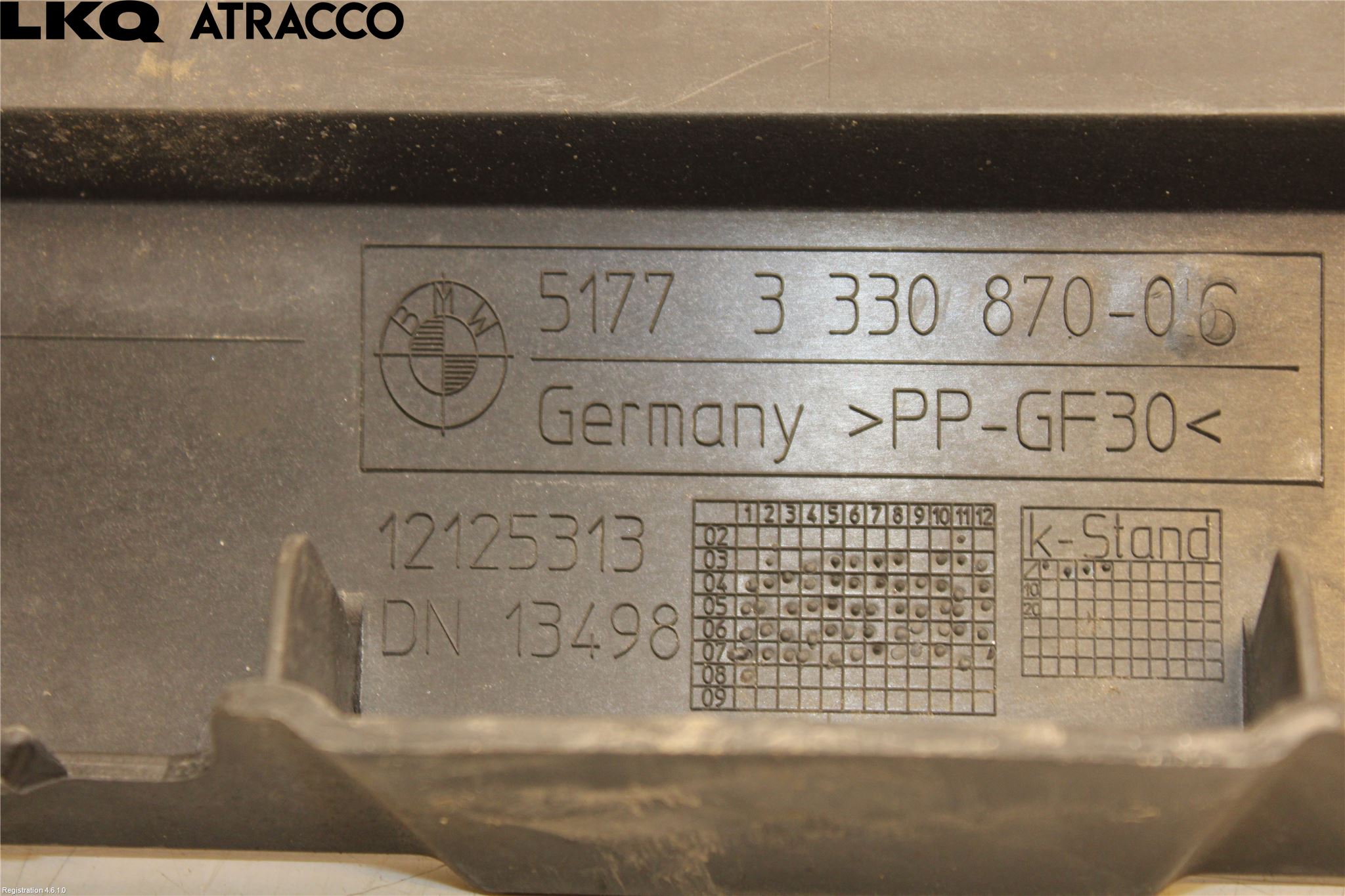 BMW X3 E83     03-10 Kanalskjørt Høyre