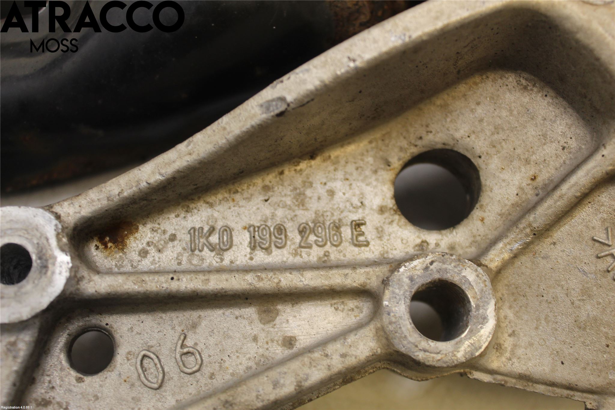 Volkswagen VW GOLF VI 09-13 Bærearm Foran Høyre Nedre