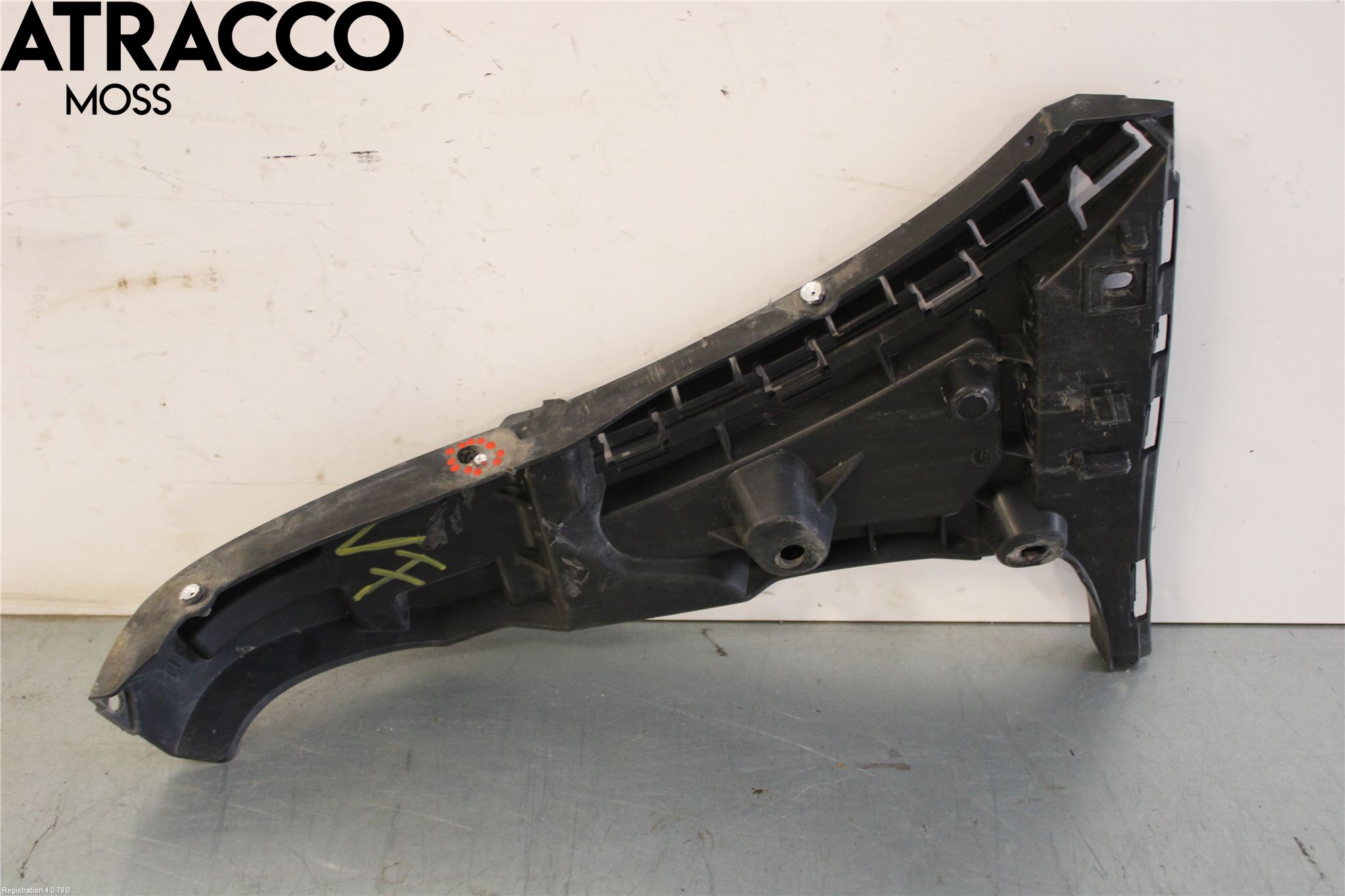 Volvo XC90 07-14 Støtfanger Foran Feste