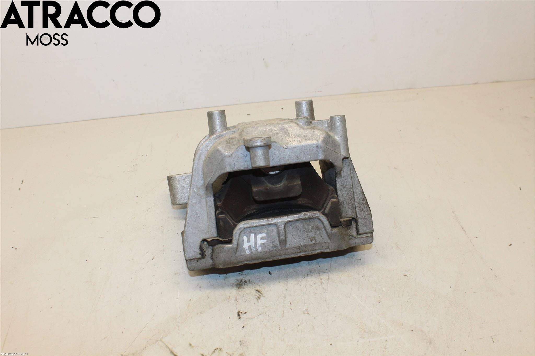 Volkswagen VW CADDY 16-20 Motor Feste Gummi