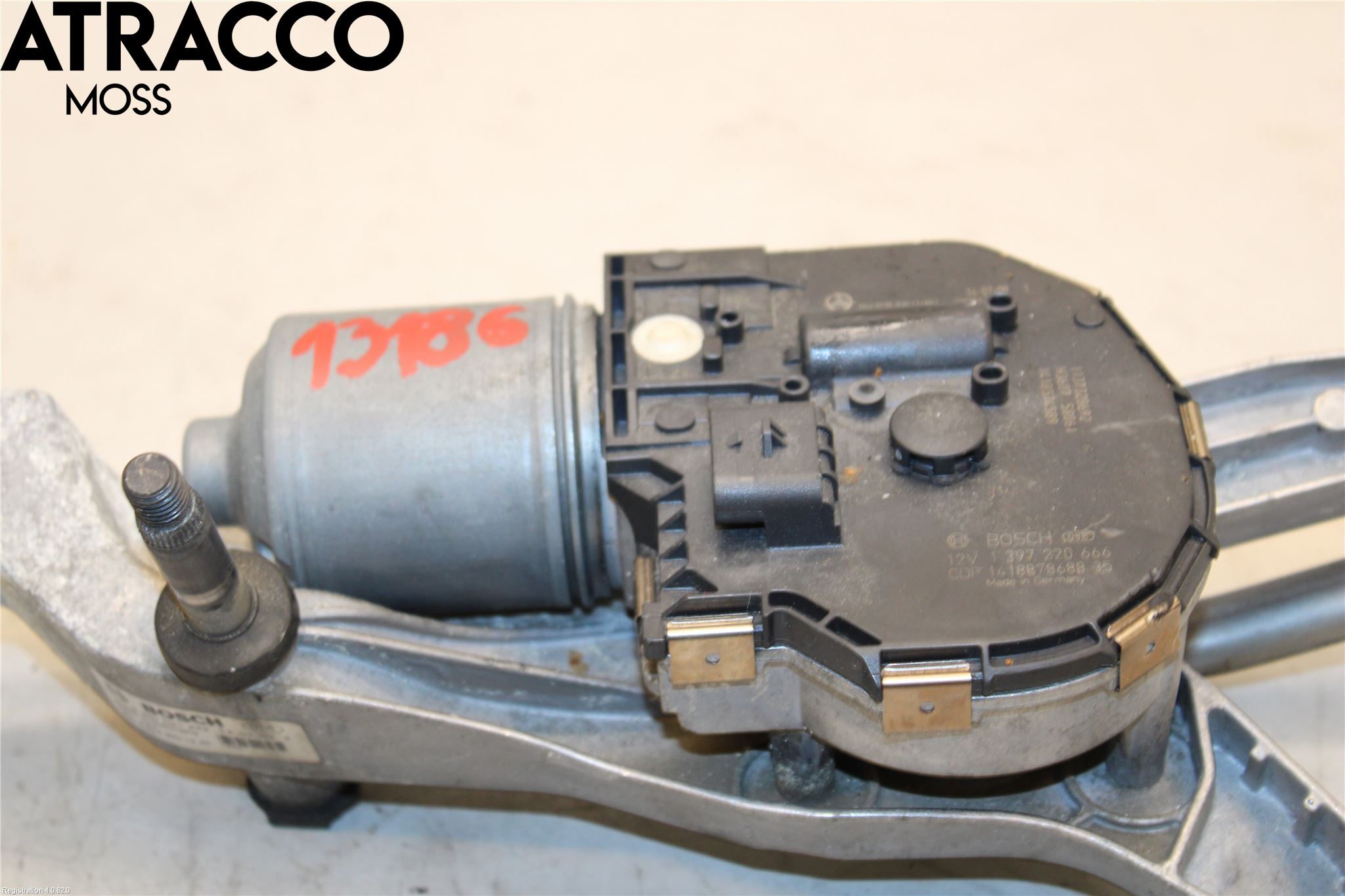 Mercedes-Benz MB E-KLASS (W212) 09-16 Viskermotor Frontrute