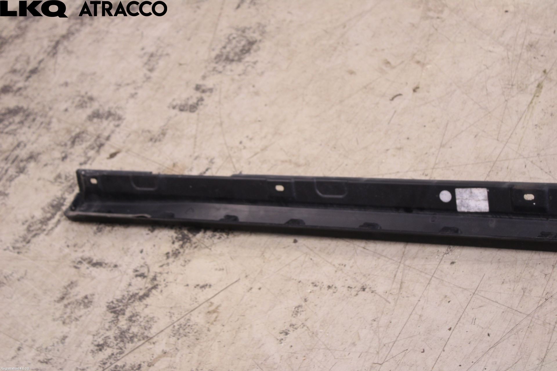 Volkswagen VW T-ROC 18- Kanalskjørt Høyre