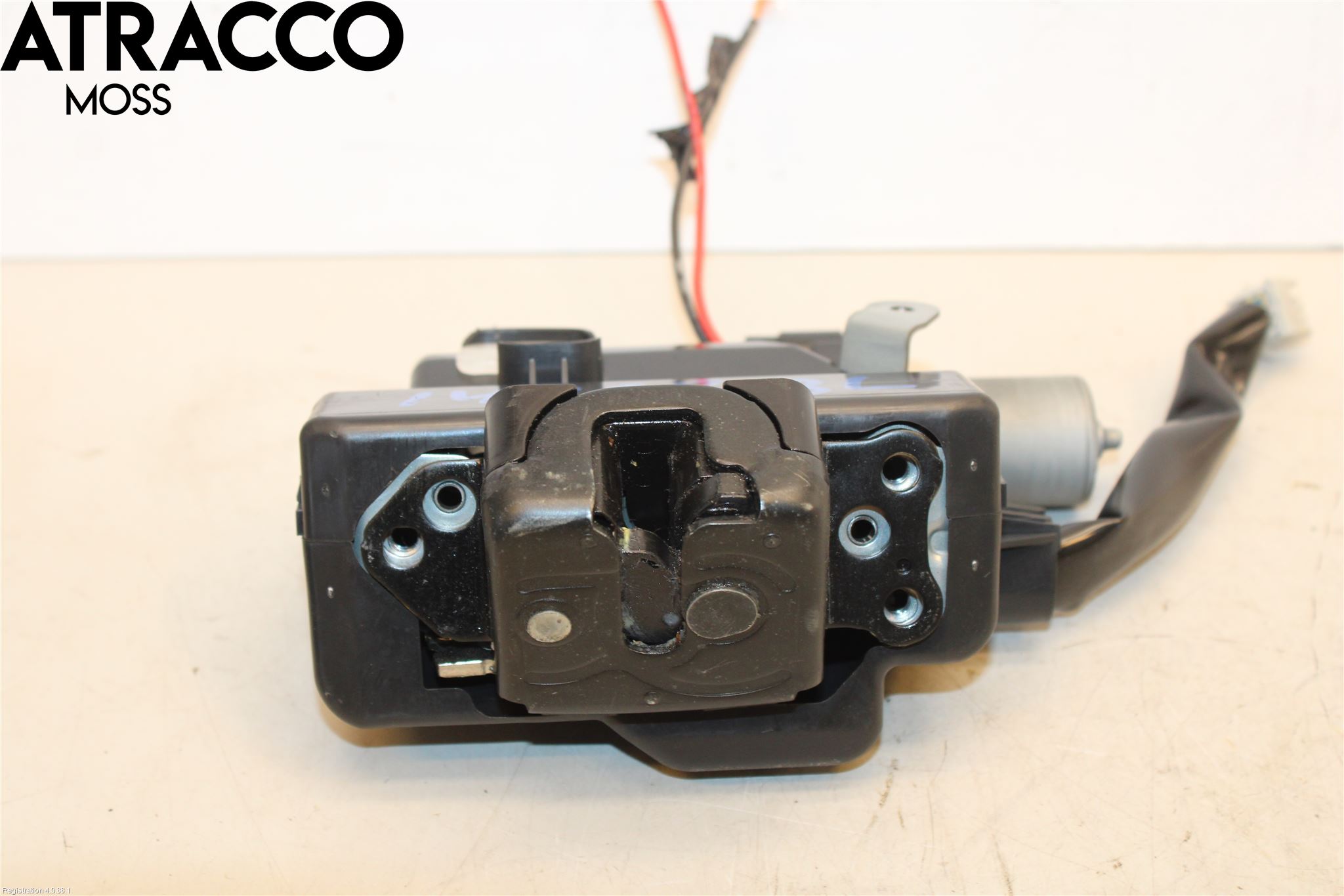 Toyota RAV4 13-18 Bakluke-Lokk Låsekasse