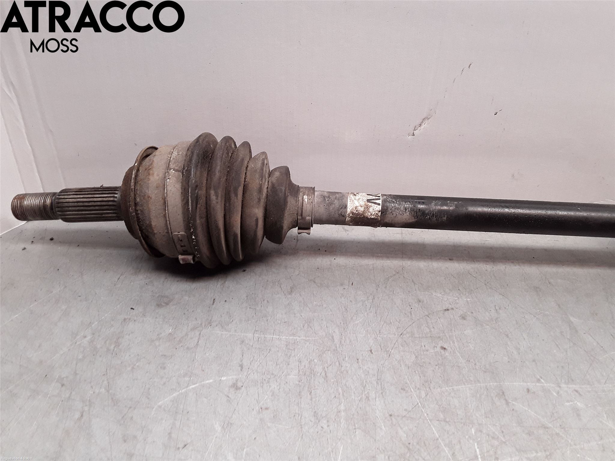 Toyota YARIS XP130 15-20 Drivaksel Foran Kompl Høyre