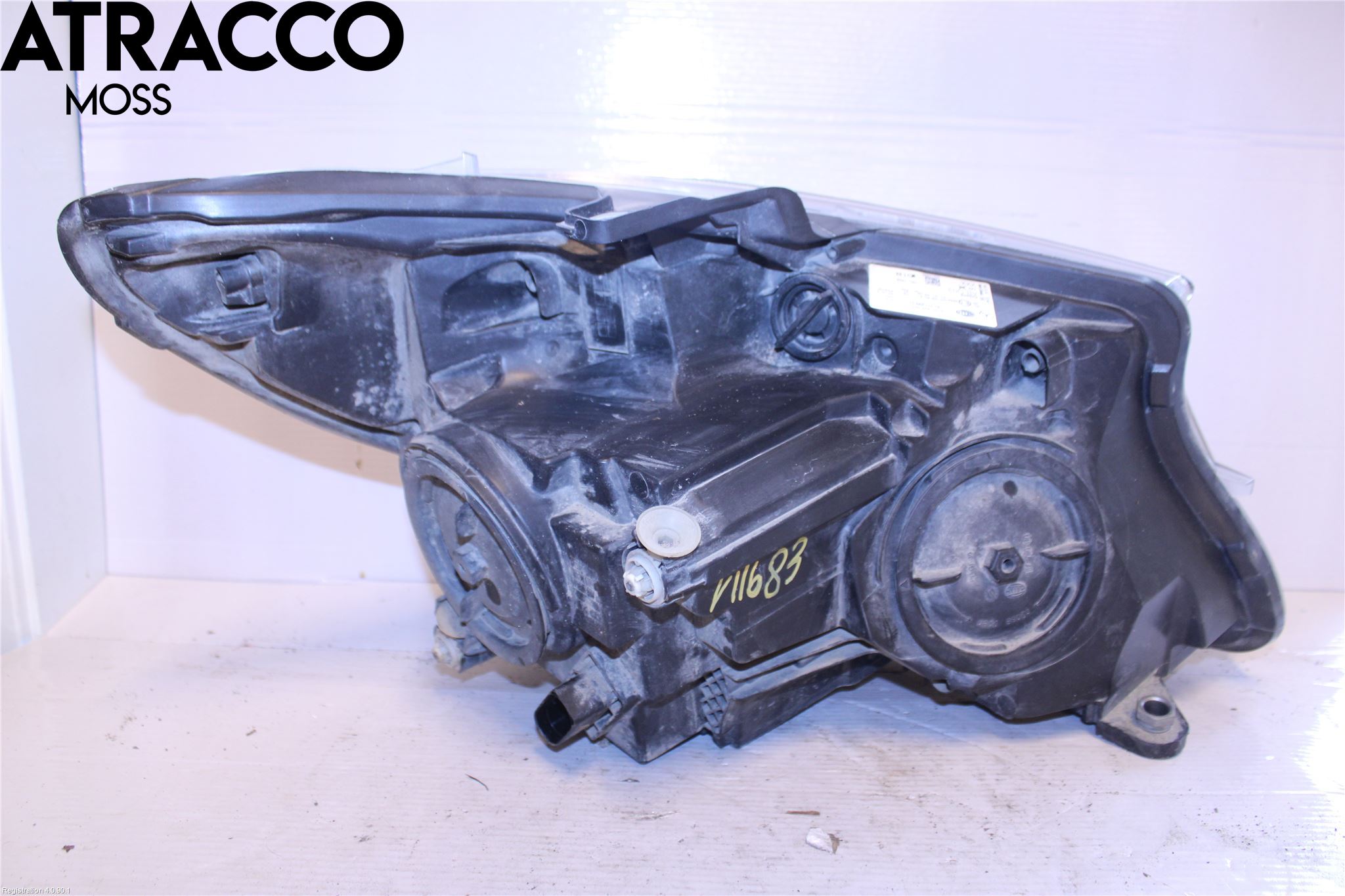 Mercedes-Benz MB VITO/V-KLASS (W640,W447,W448) 14- Frontlykt Venstre