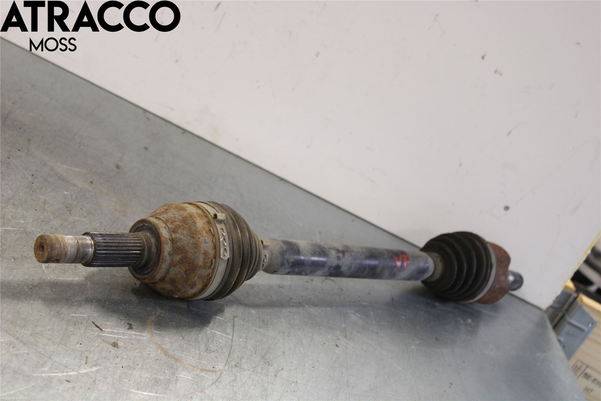 Nissan LEAF 11-17 Drivaksel Foran Kompl Venstre