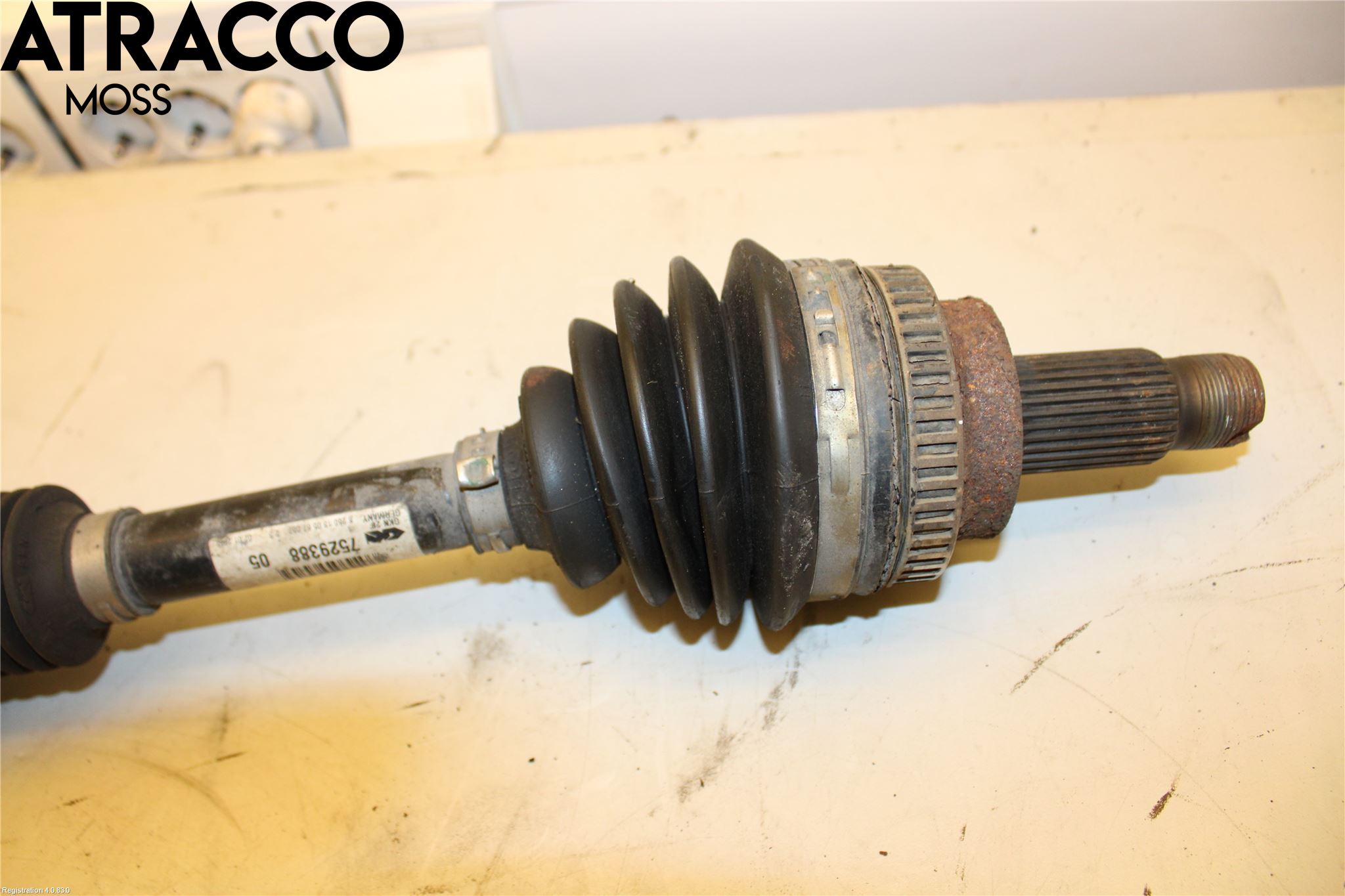 BMW 3 E90/91 SED/TOU 05-12 Mellomaksel Kompl