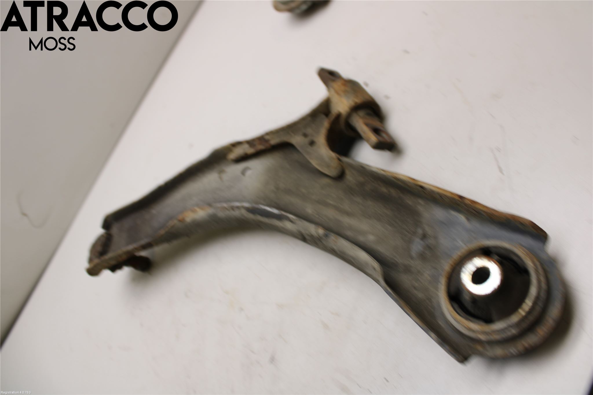 Nissan QASHQAI 10-14 Bærearm Foran Høyre Nedre