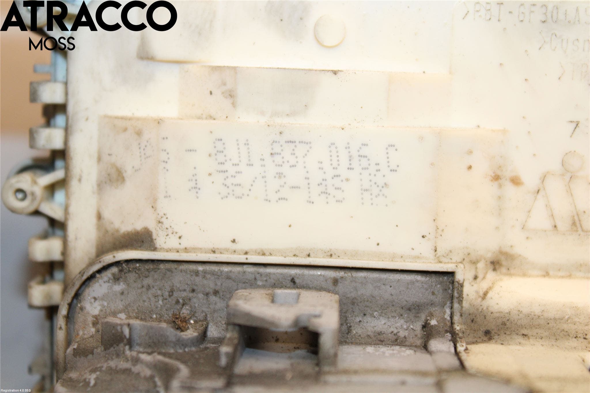 Audi Q5 09-16 Dørlås - Låsekasse