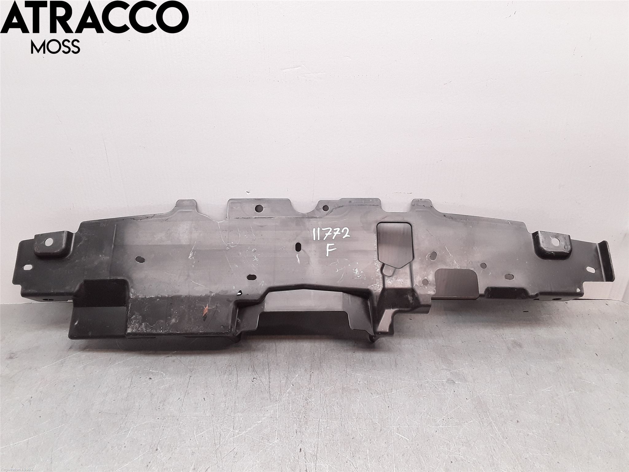 Mitsubishi ECLIPS CROSS Luftstyring Front