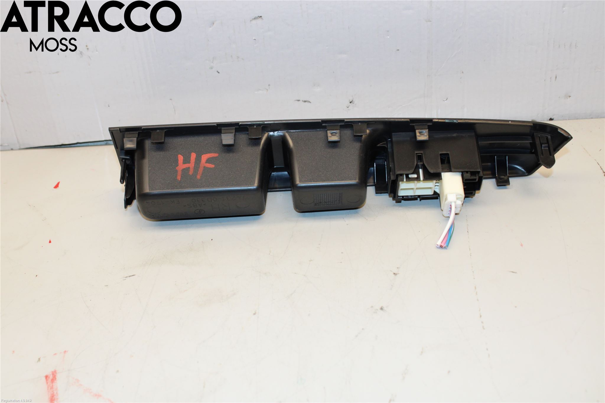 Toyota YARIS XP130 12-14 Bryter Vindusheis