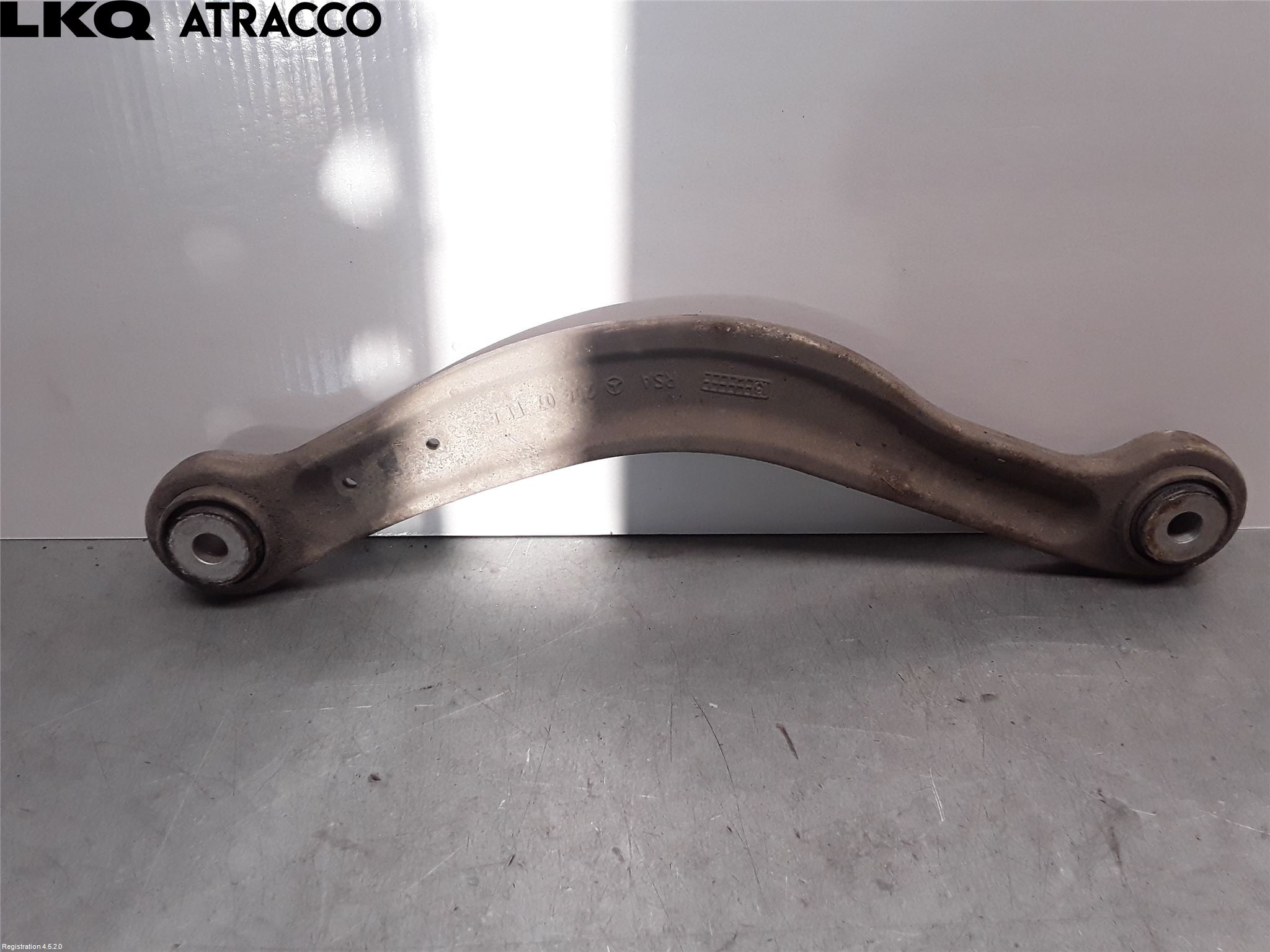 Mercedes-Benz MB E-KLASS (W212) 09-16 Bærearm Bak Høyre