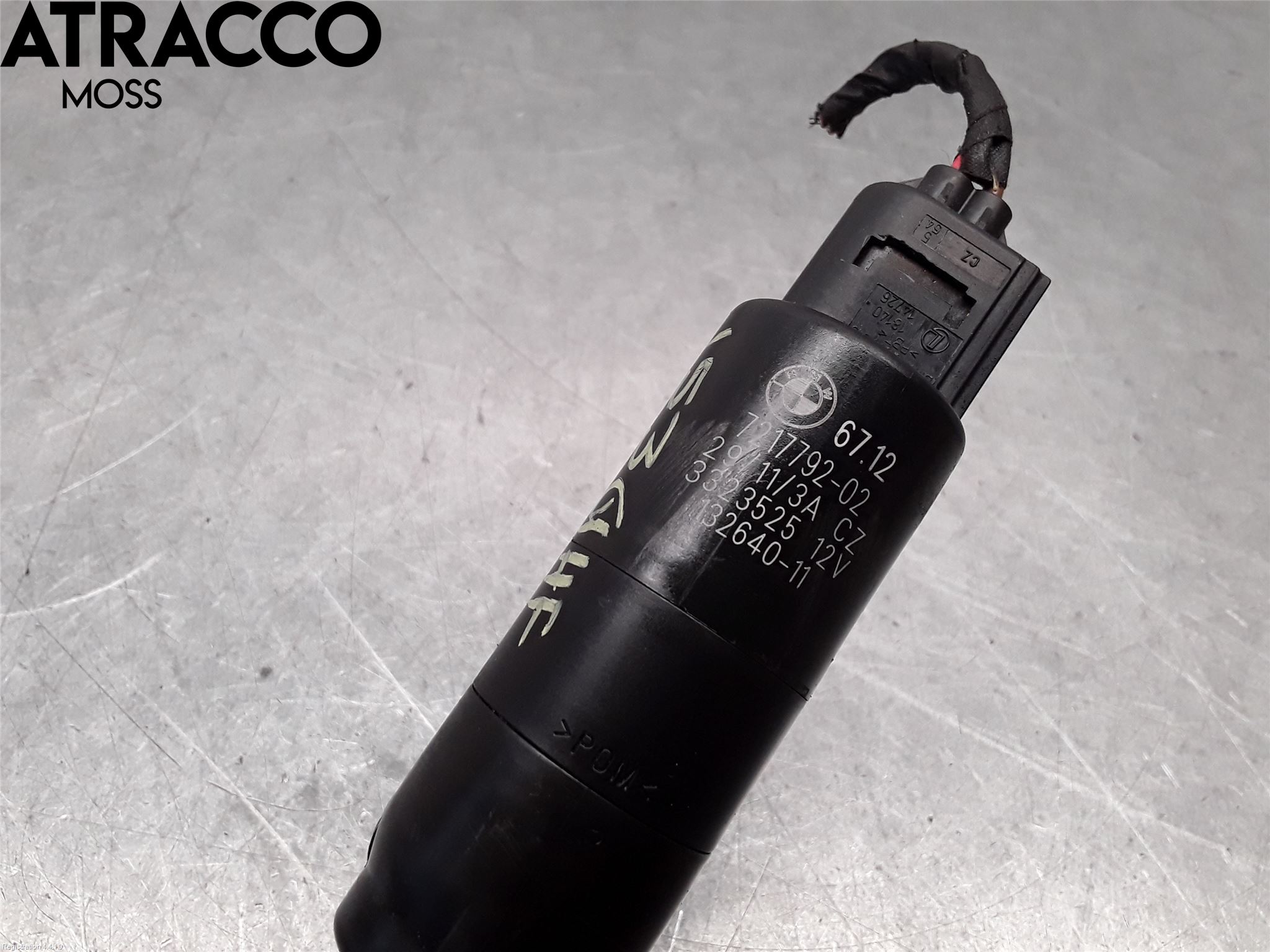 BMW 5 F10/F11/F18 09-17 Spylerpumpe Frontrute