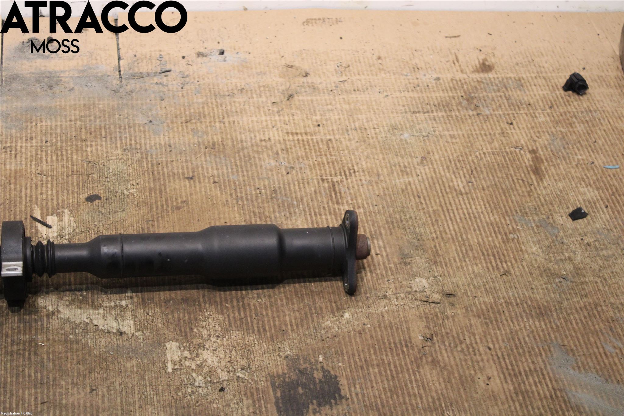 BMW X1 E84 10-15 Mellomaksel Kompl